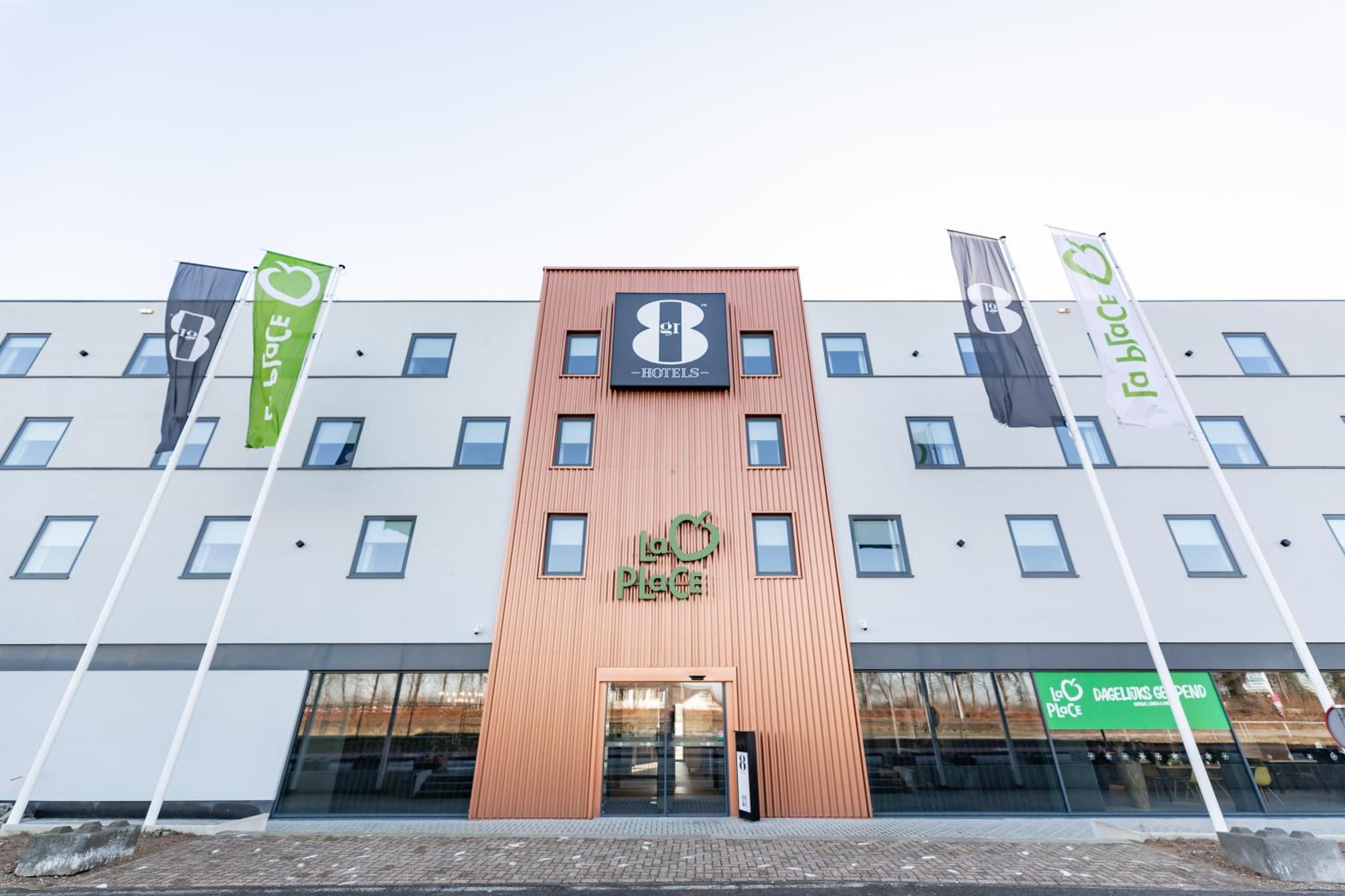 Hotel Gr8 Hotel Maastricht Aachen Airport - Image 1