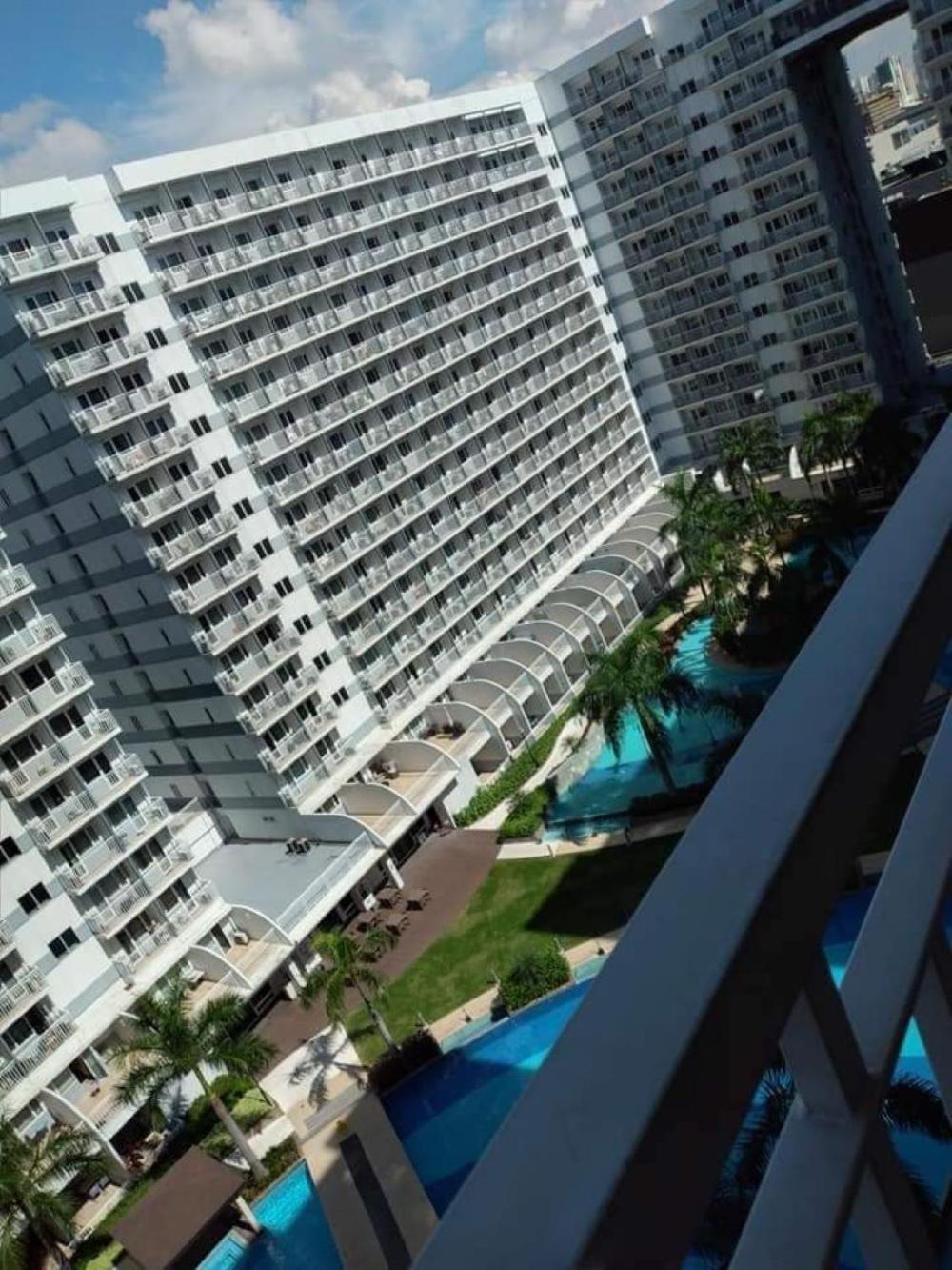 SHELL RESIDENCE c2 shortwalk Mall of Asia near Airport view 2