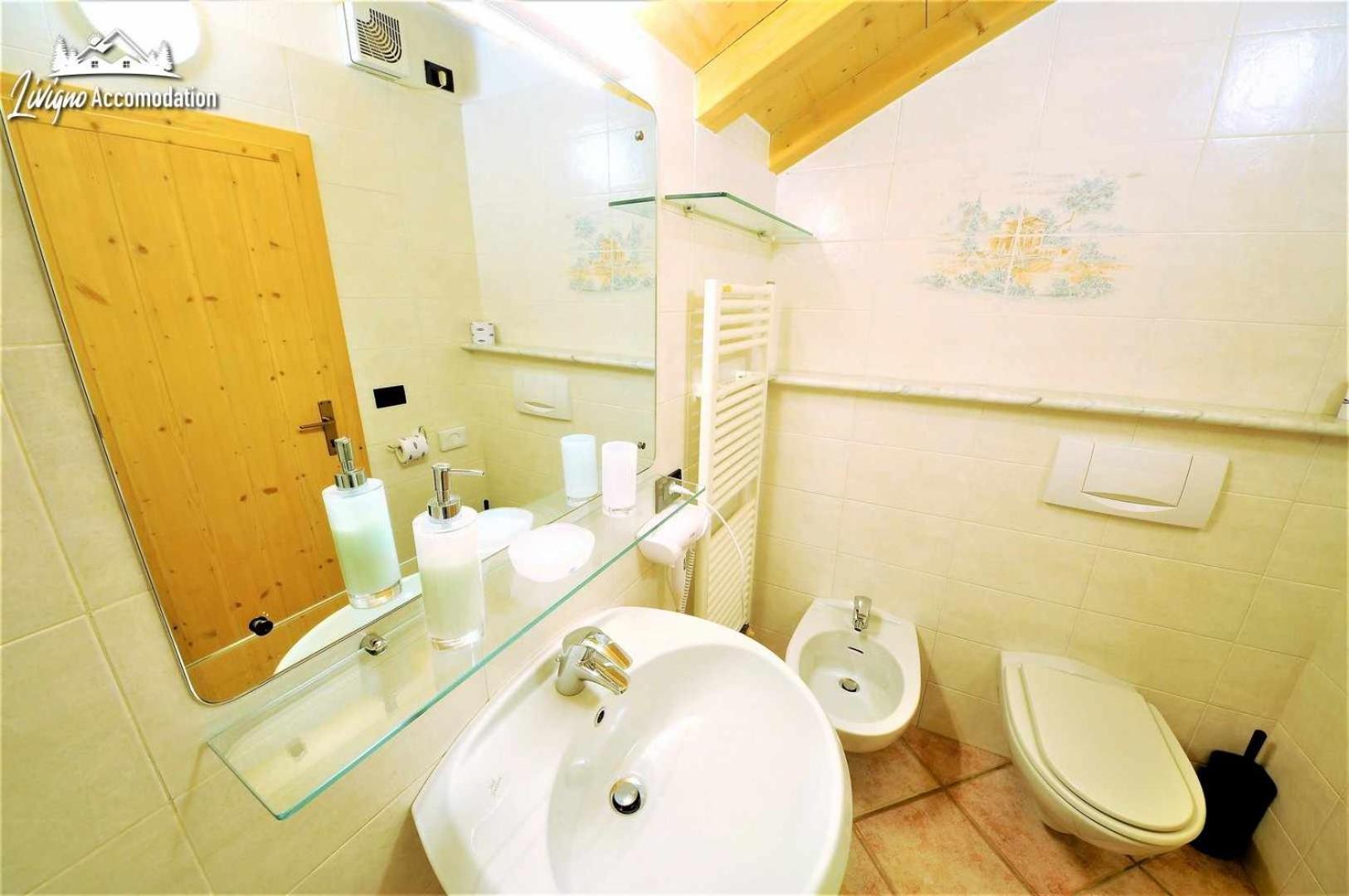 Baita Hanzel & Gretel by Livigno Accomodation