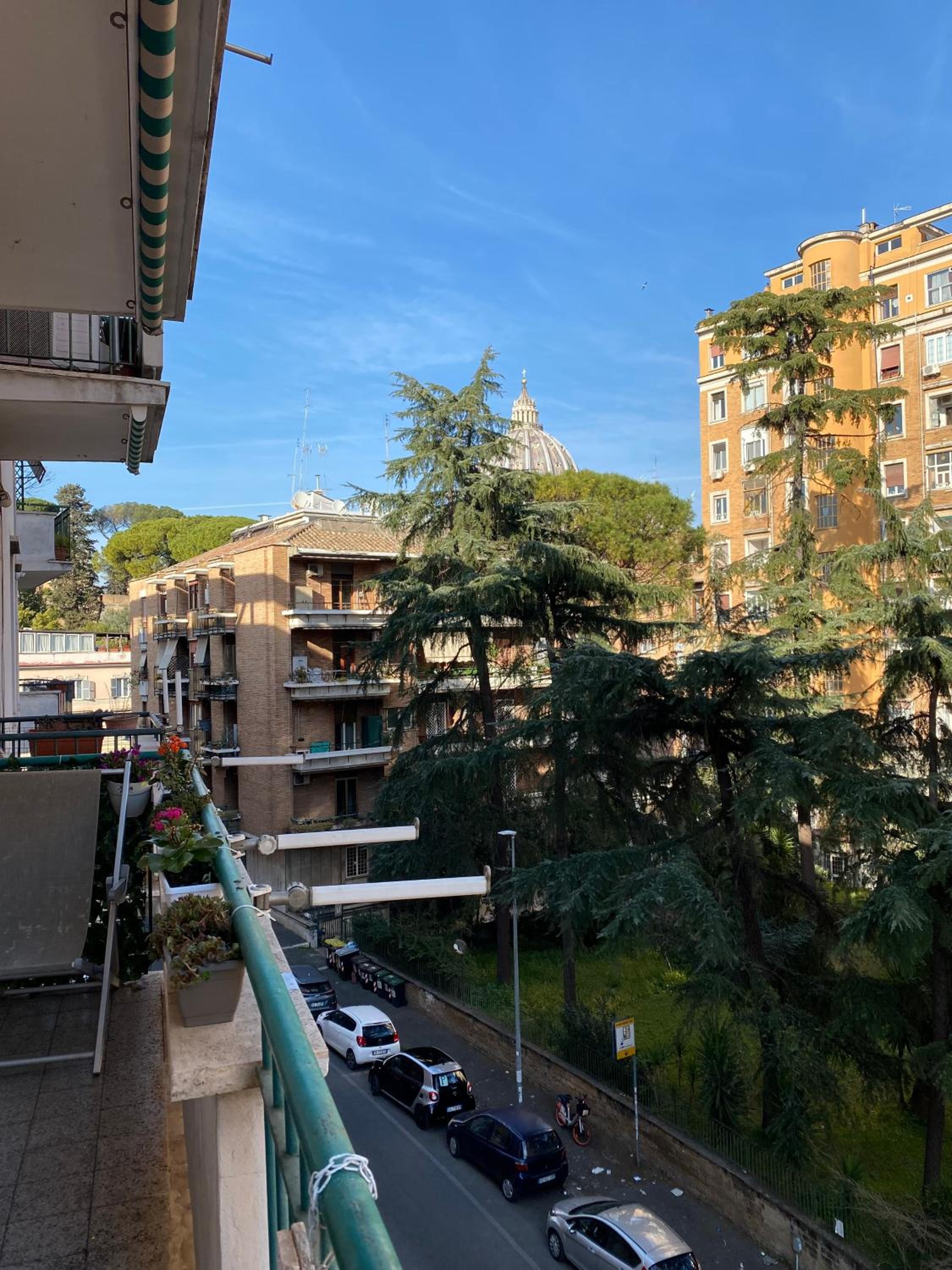 Vatican Corner Family Apartment
