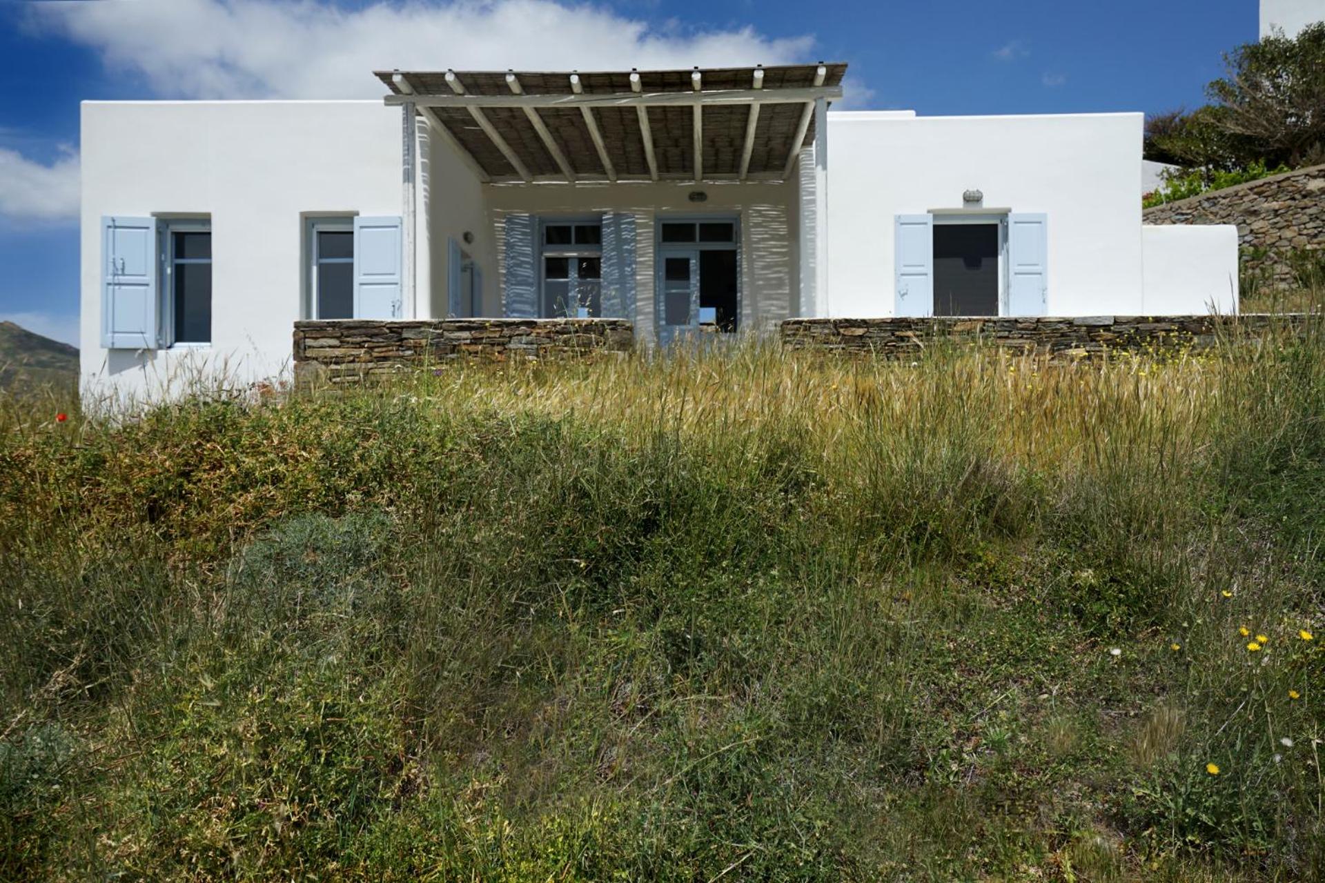 Serifos cozy home with a view
