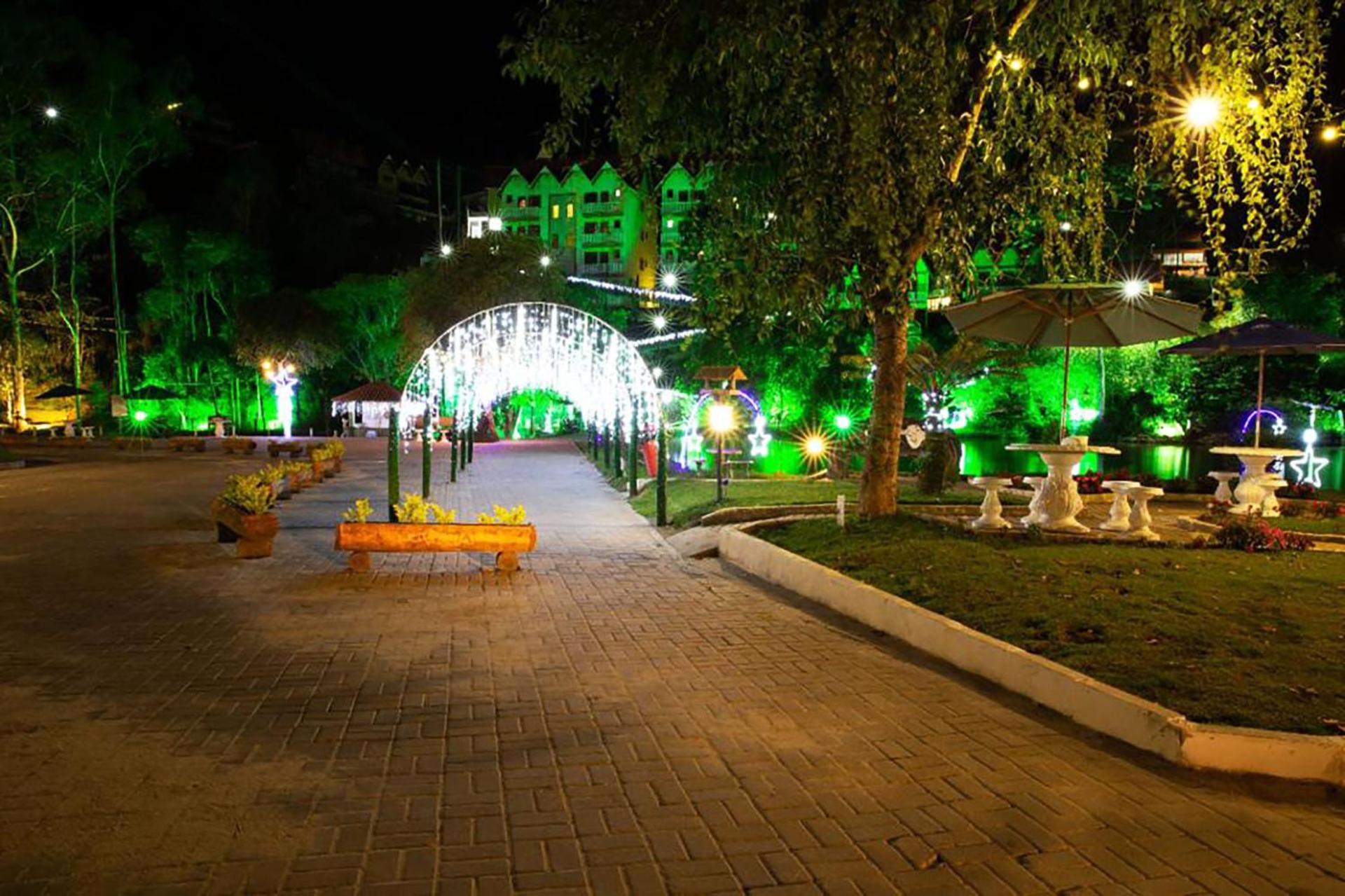 Incrível chalé no Hotel Fazenda China Park - ES