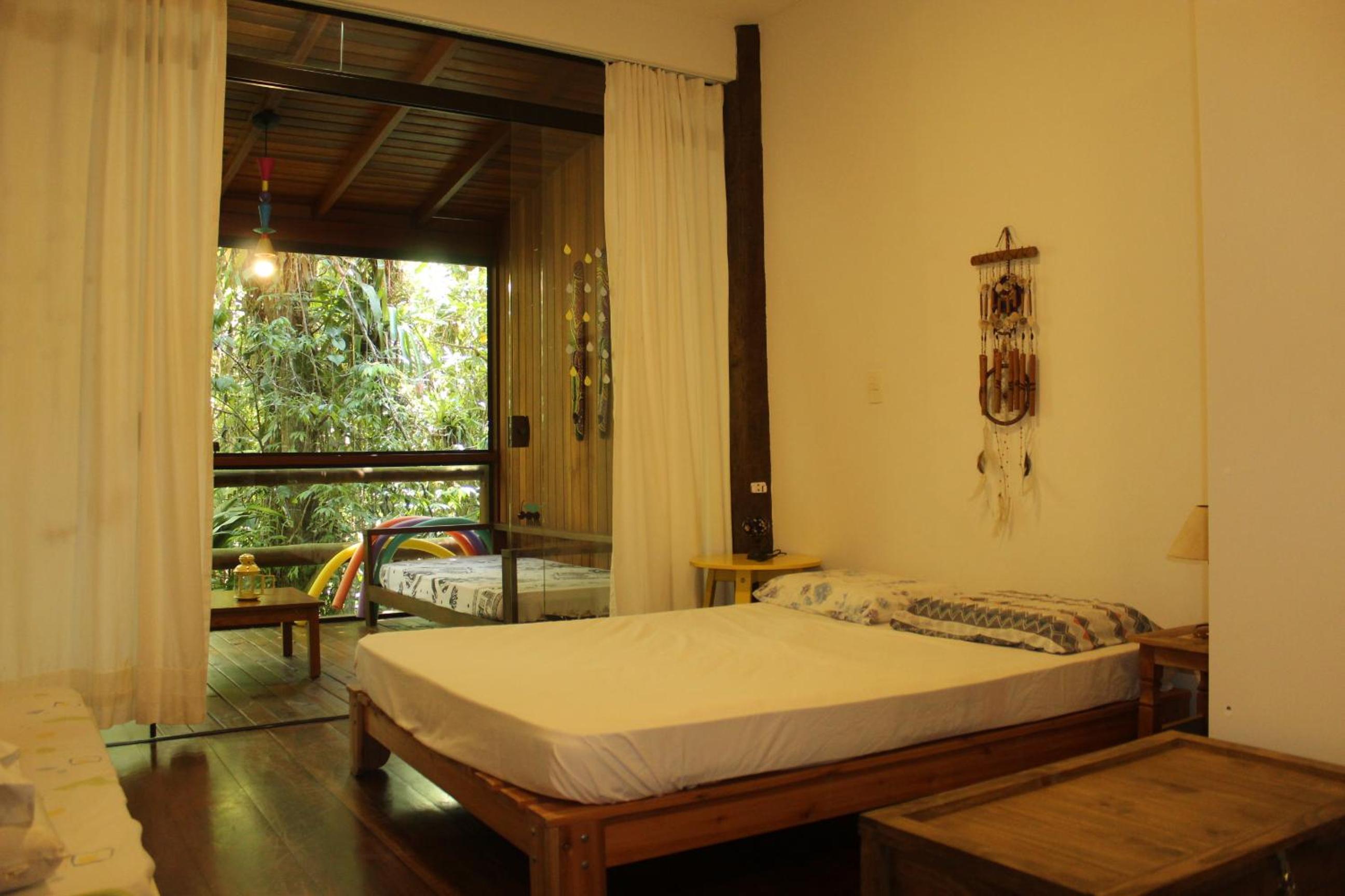 Maresias Beach House - Casas de alugueis em cond beira mar