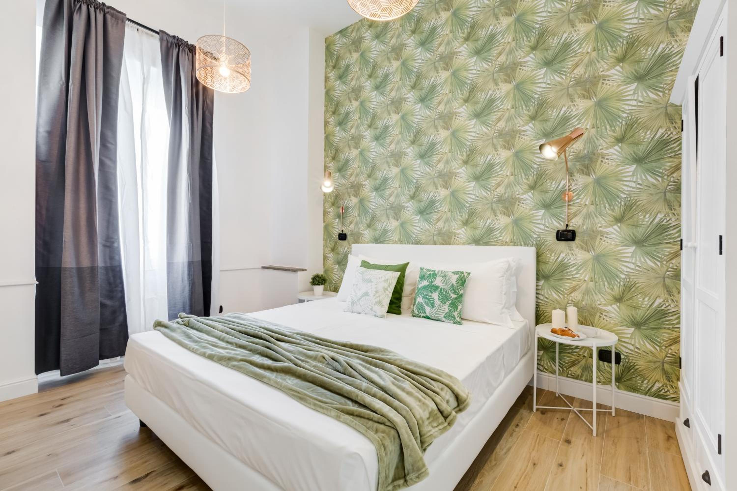 BMGA l Glam Industrial 3-Bed Apartment in Termini