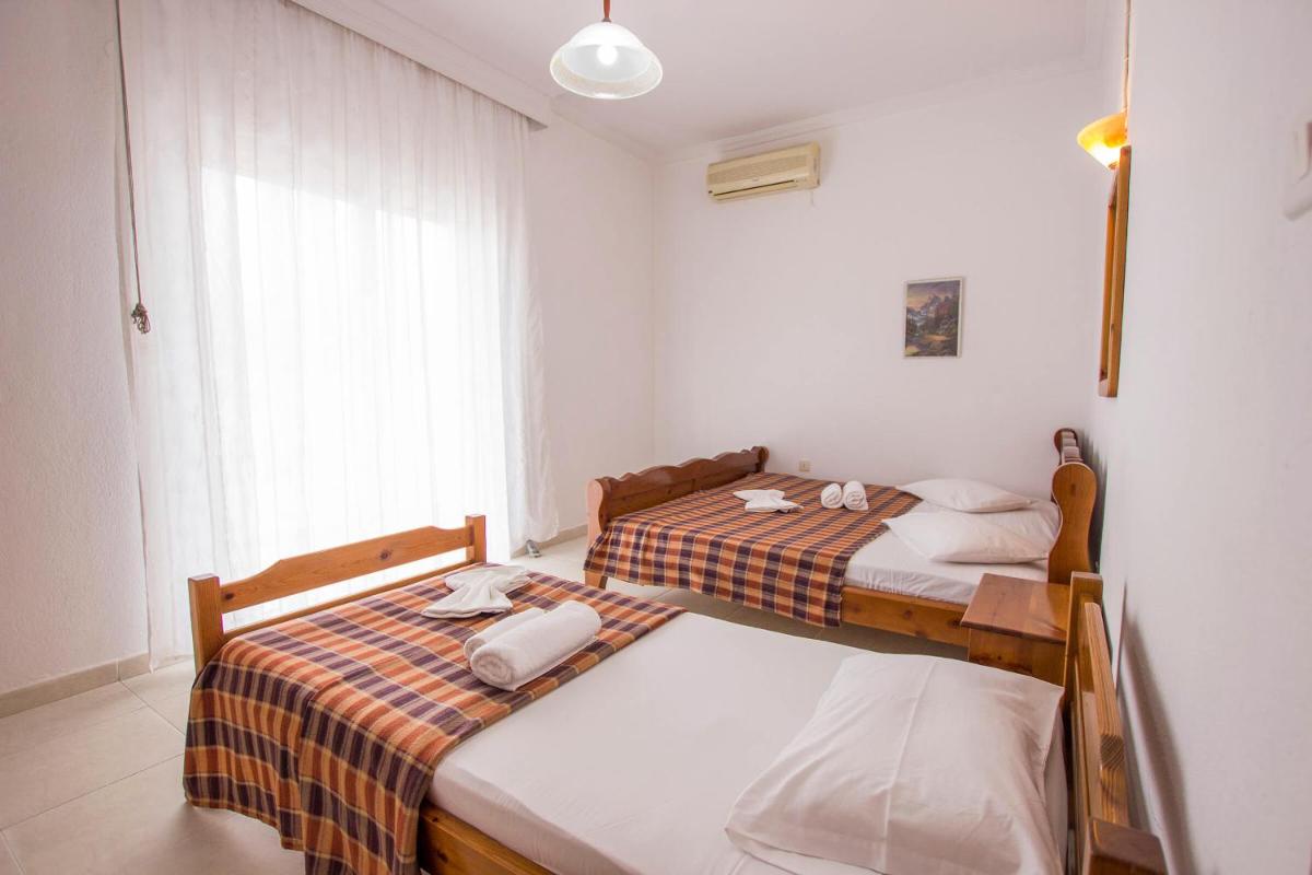 George Laz Rooms Nea Vrasna view 5