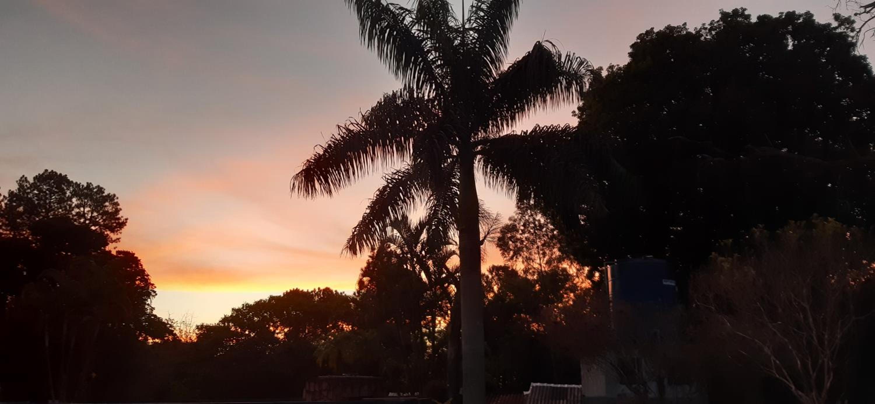 Hospedagem Chalé pousada Chácara Cantinho do Mozão