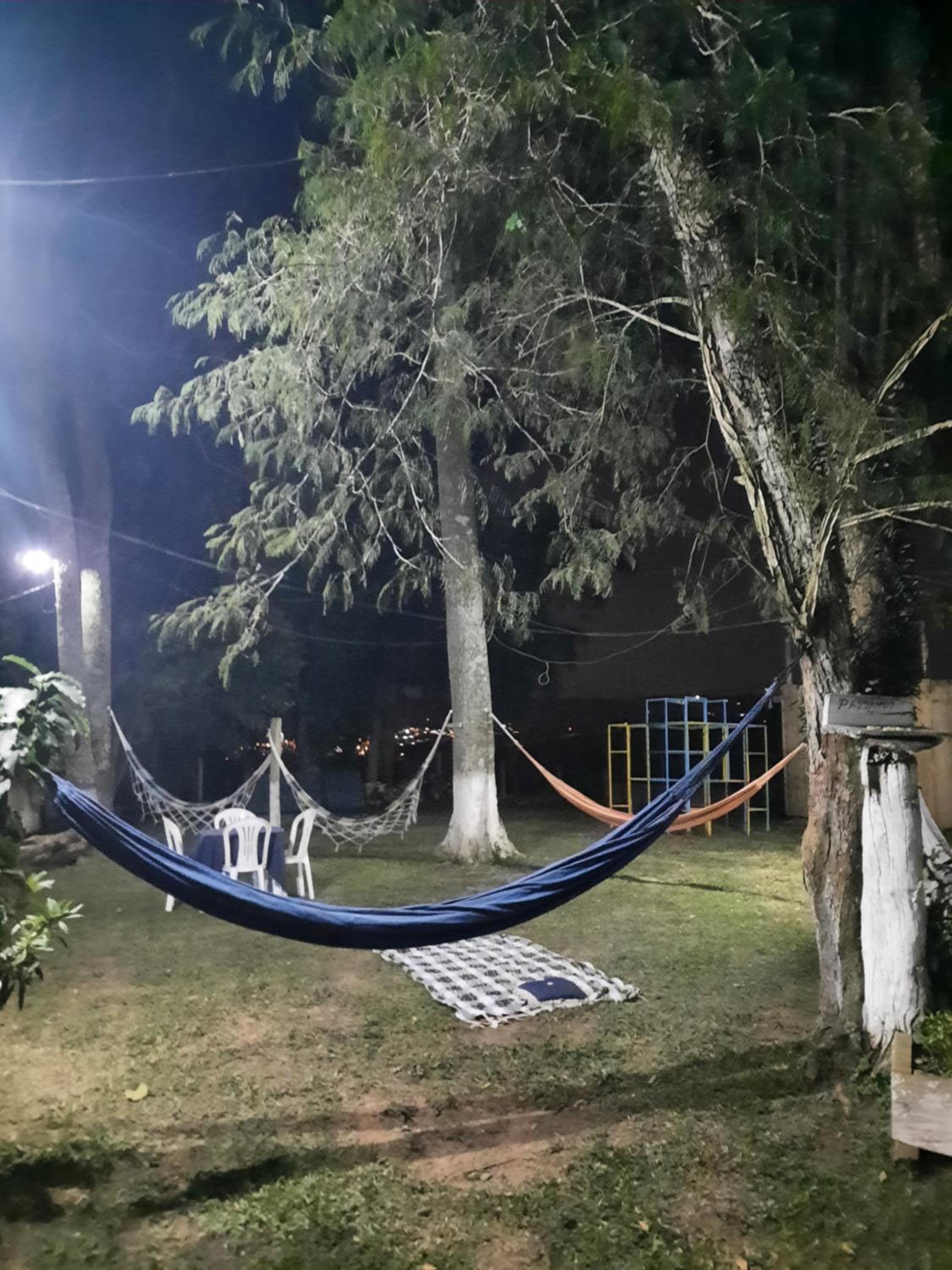 Hospedagem Chalé pousada Chácara Cantinho do Mozão