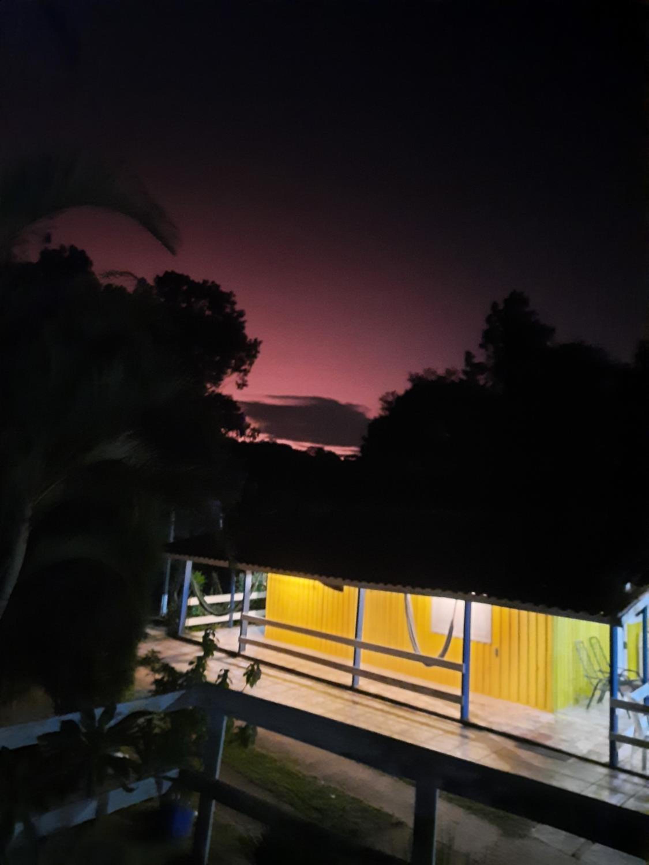 Hospedagem Chalé pousada Chácara Cantinho do Mozão
