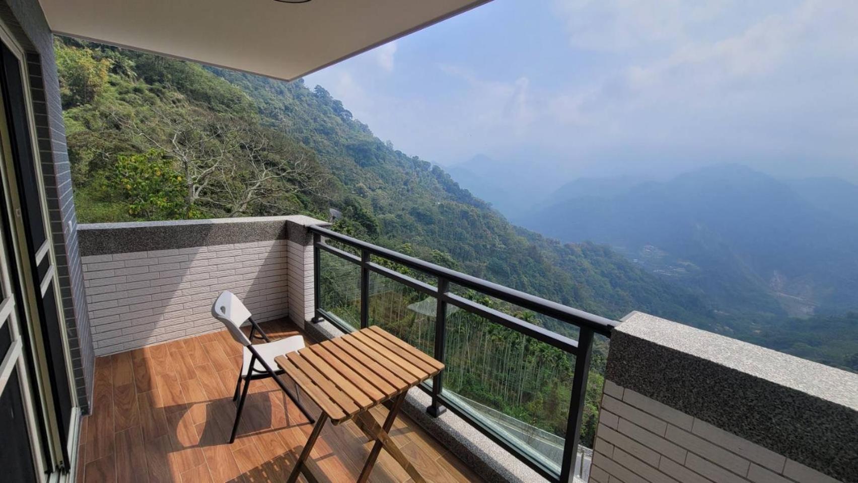 One Roll Stone Homestay view 5