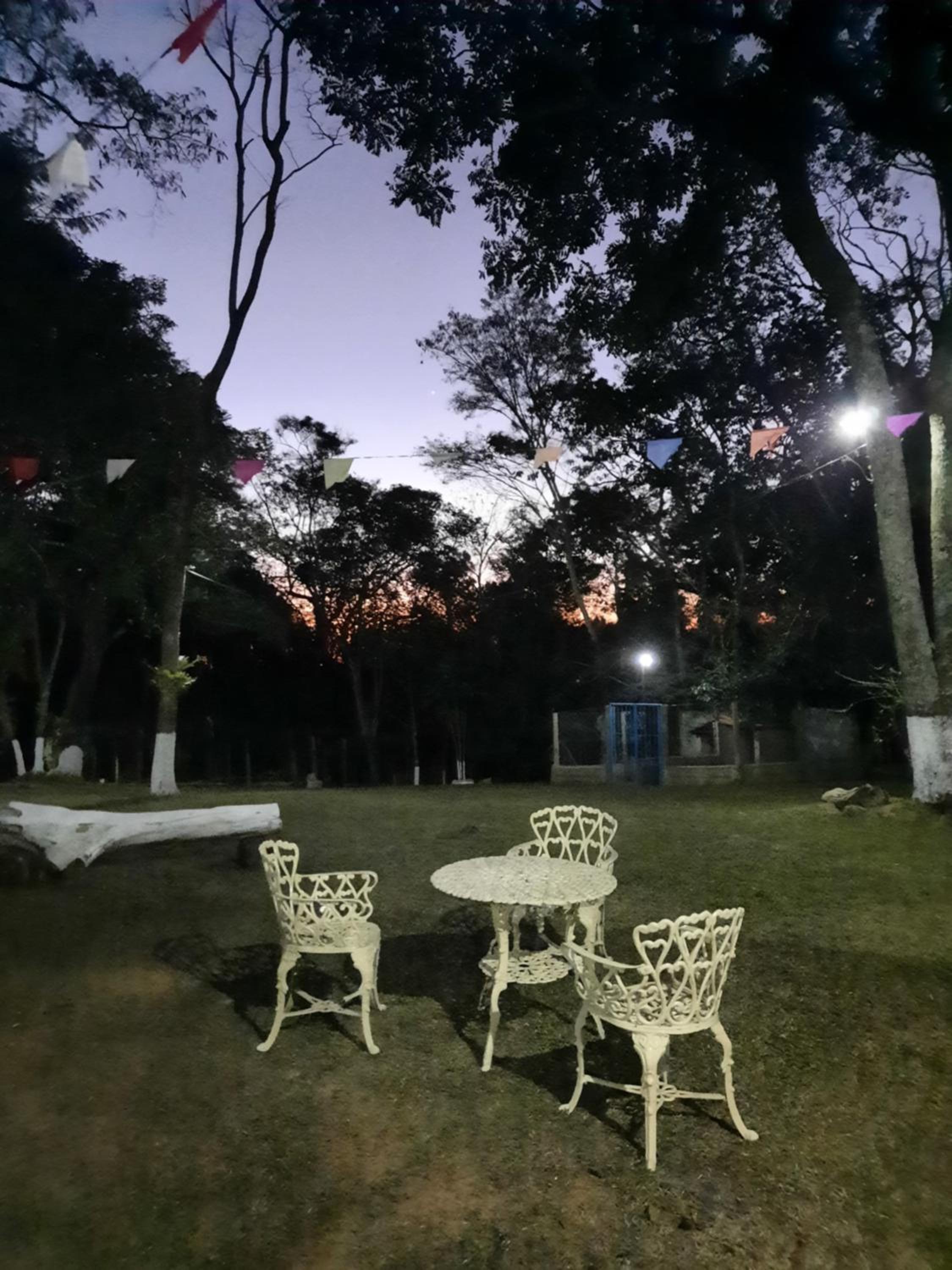 Hospedagem Chalé pousada Chácara Cantinho do Mozão