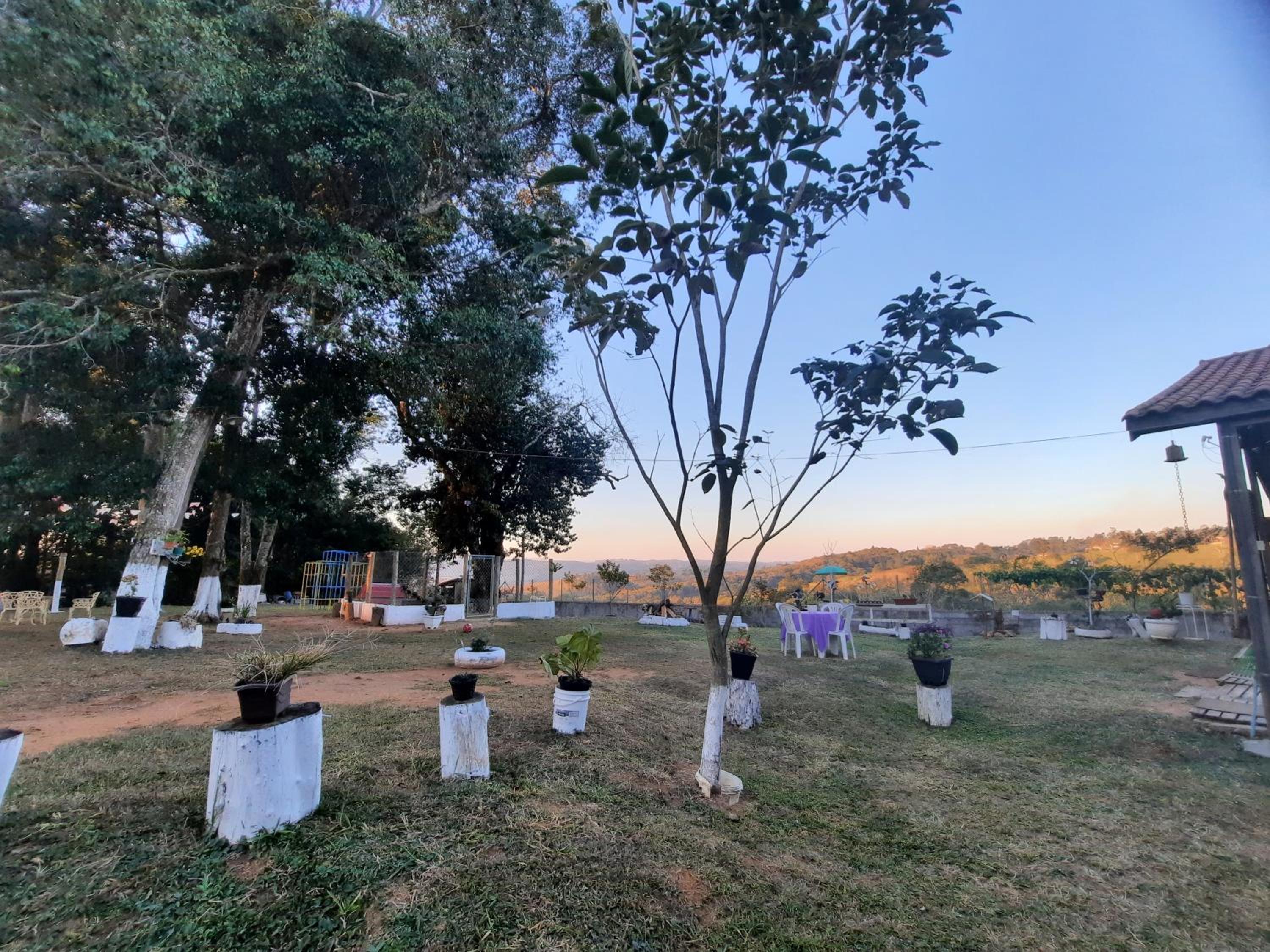 Hospedagem Chalé pousada Chácara Cantinho do Mozão