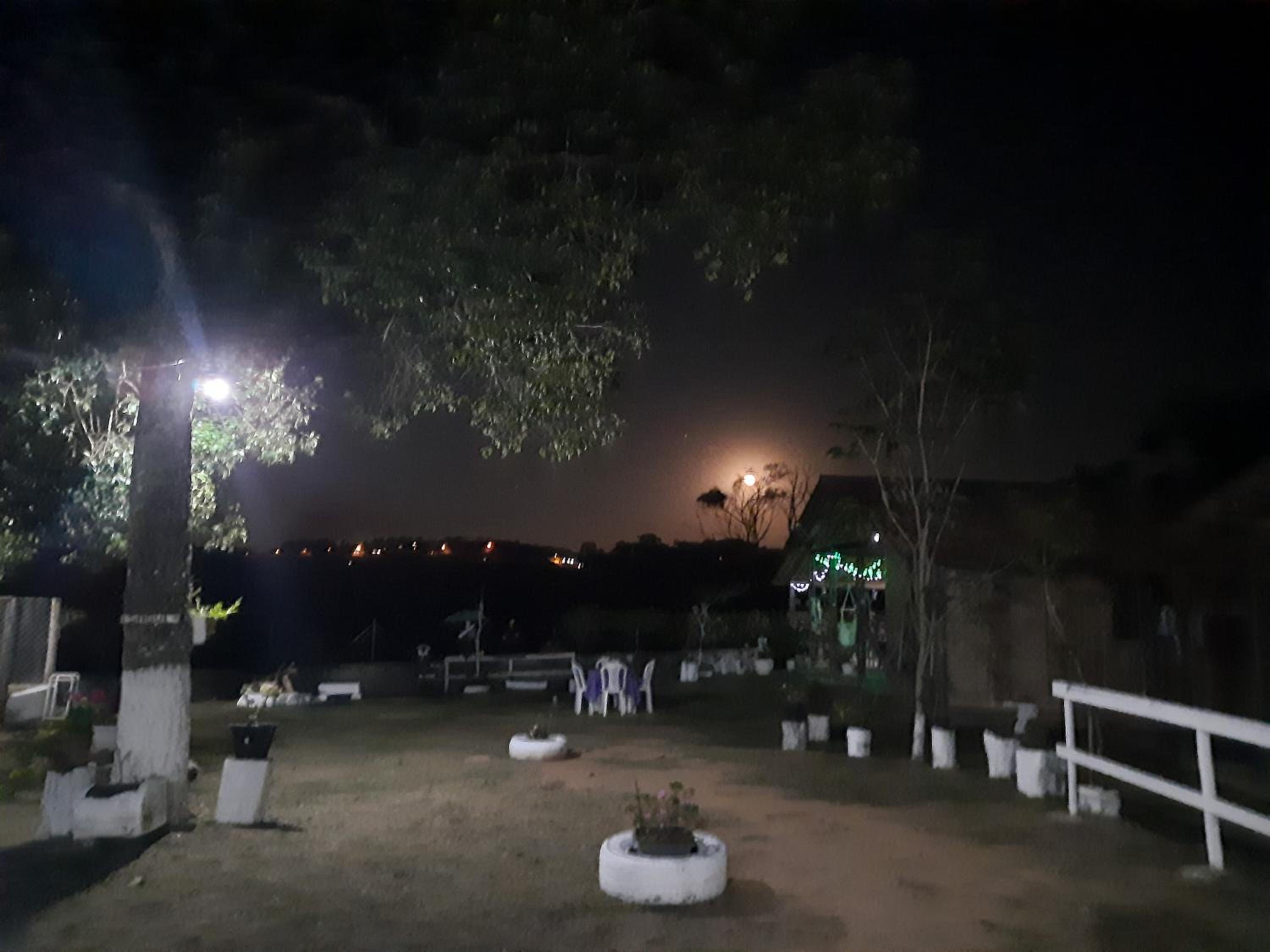 Hospedagem Chalé pousada Chácara Cantinho do Mozão