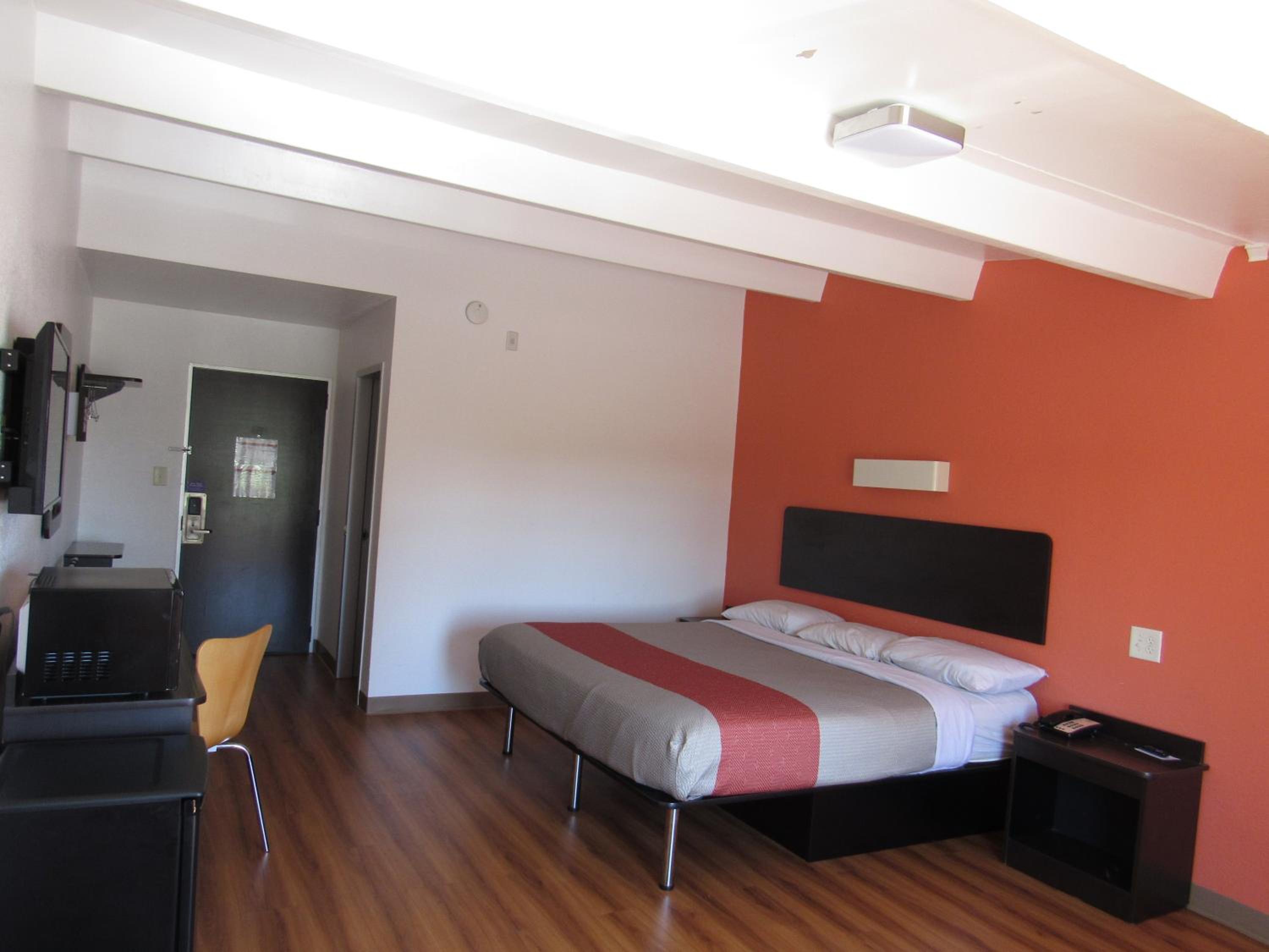 Motel 6-White, GA - Cartersville