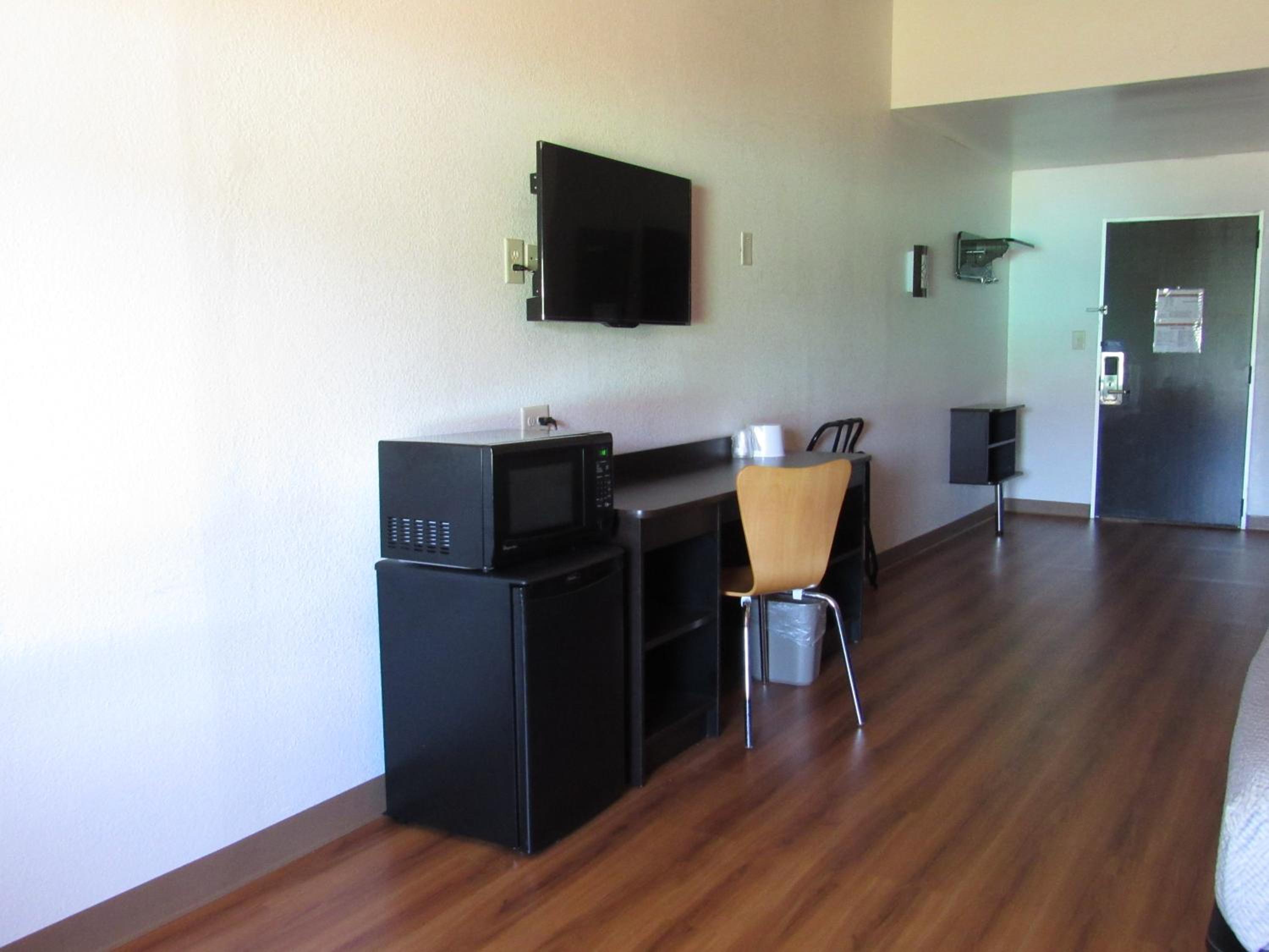 Motel 6-White, GA - Cartersville