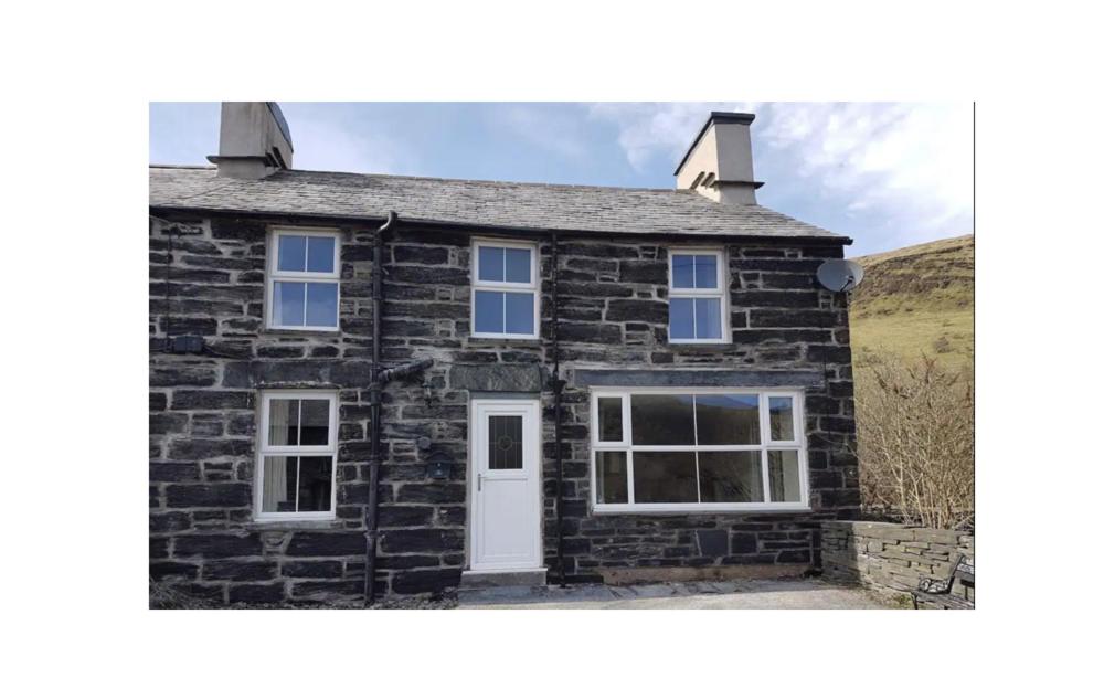 Yr Hen Siop - 4 bed welsh cottage in Snowdonia view 2