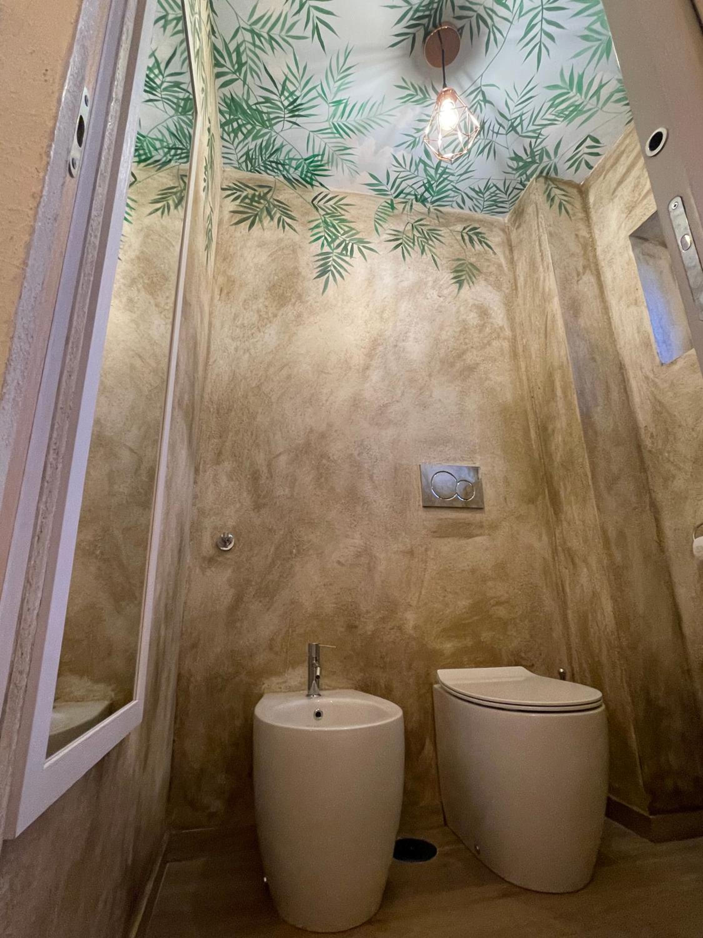 Urban jungle rooms