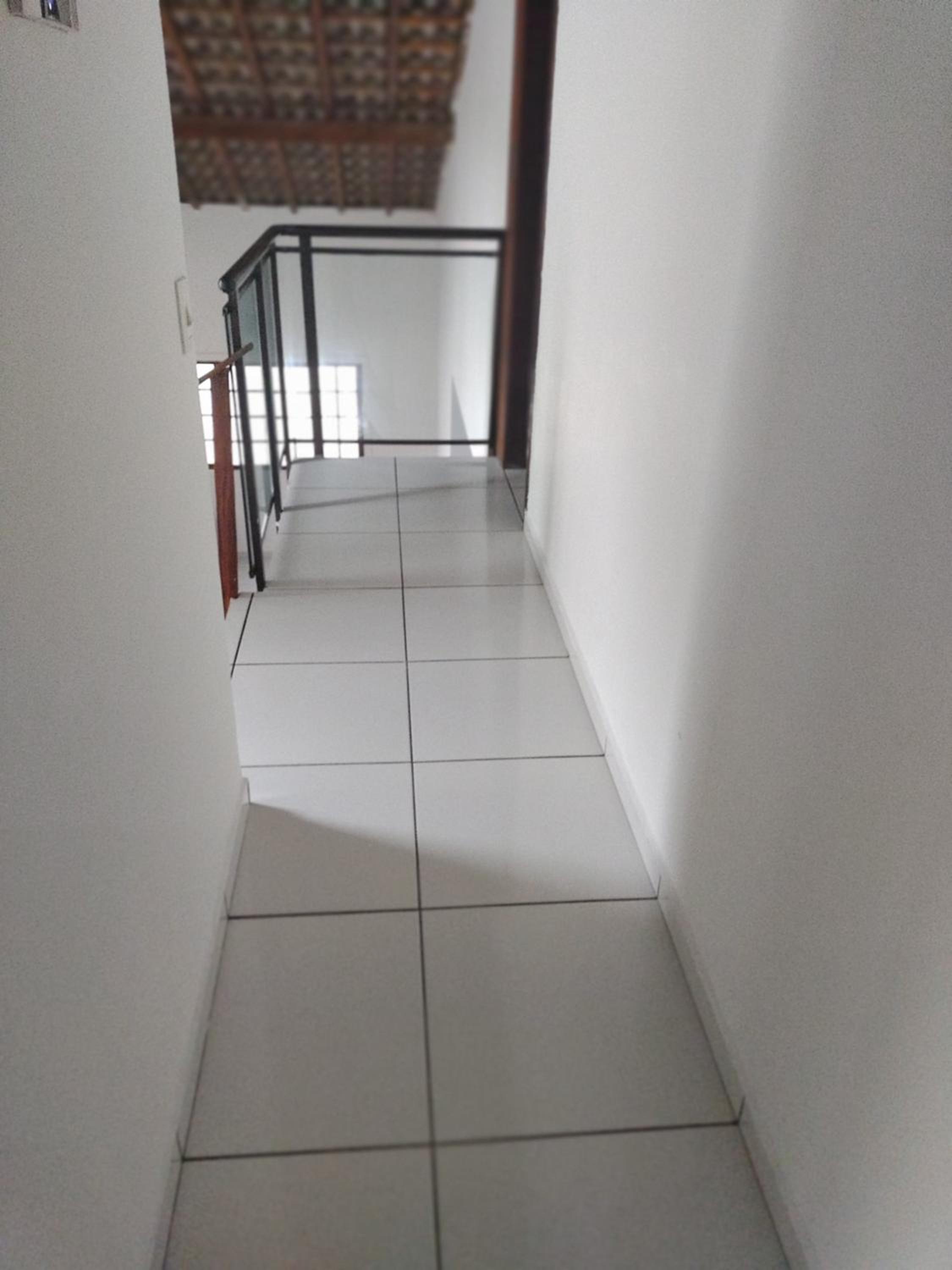 Linda Casa, 3 quartos, acomoda 10 pessoas, há 1,5 km da praia da Enseada