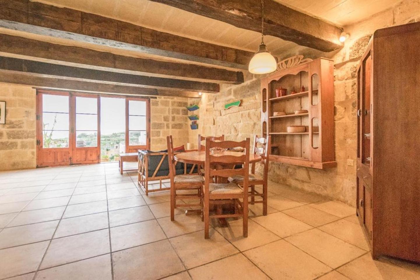 Farmhouse Cala view 5