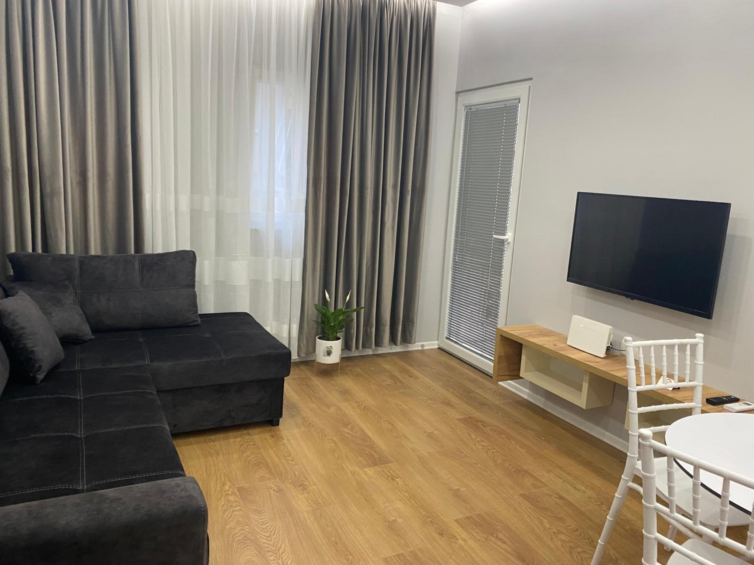 Franci's Apartment No2