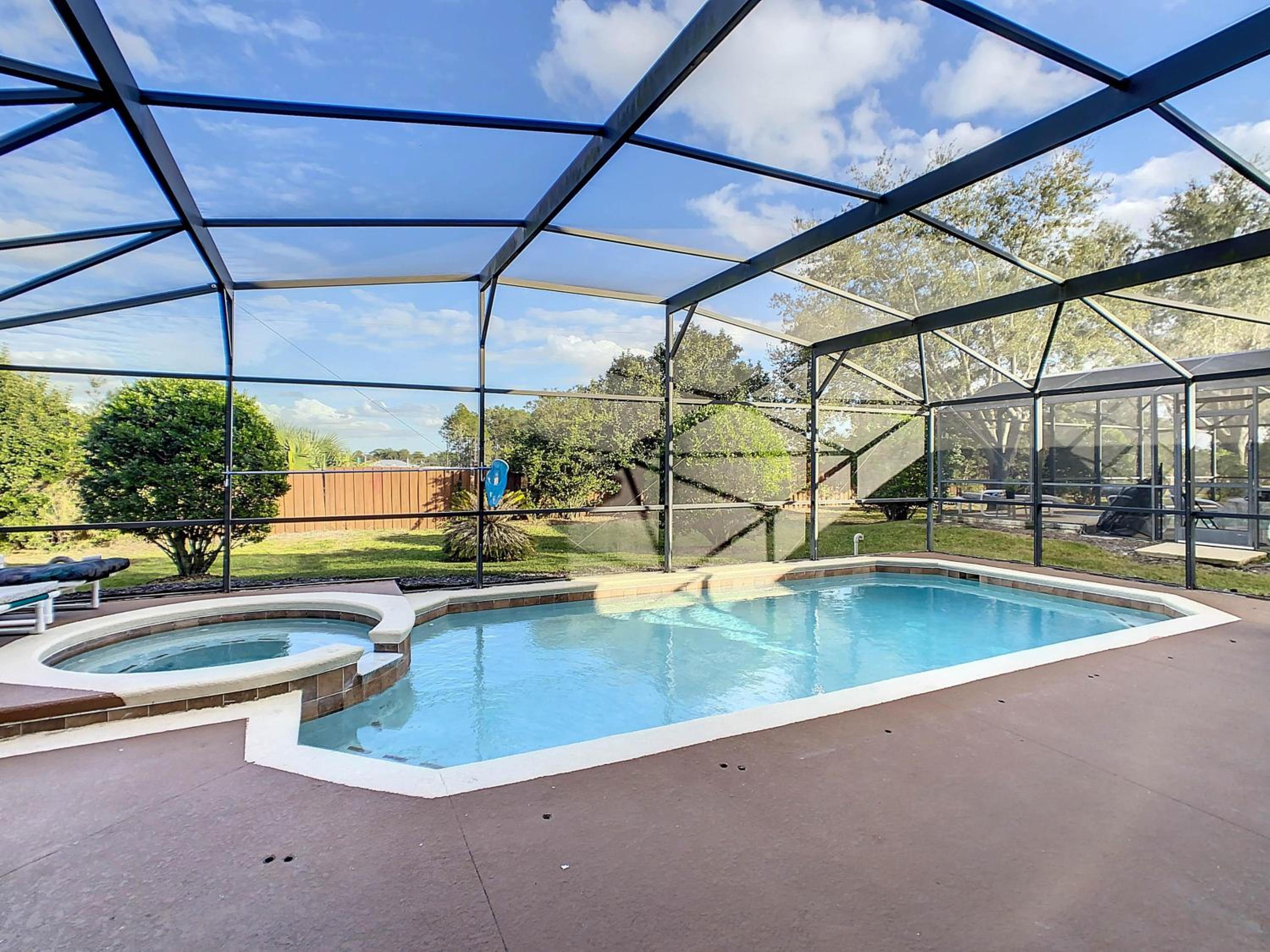 Family-ready home w private pool & spa