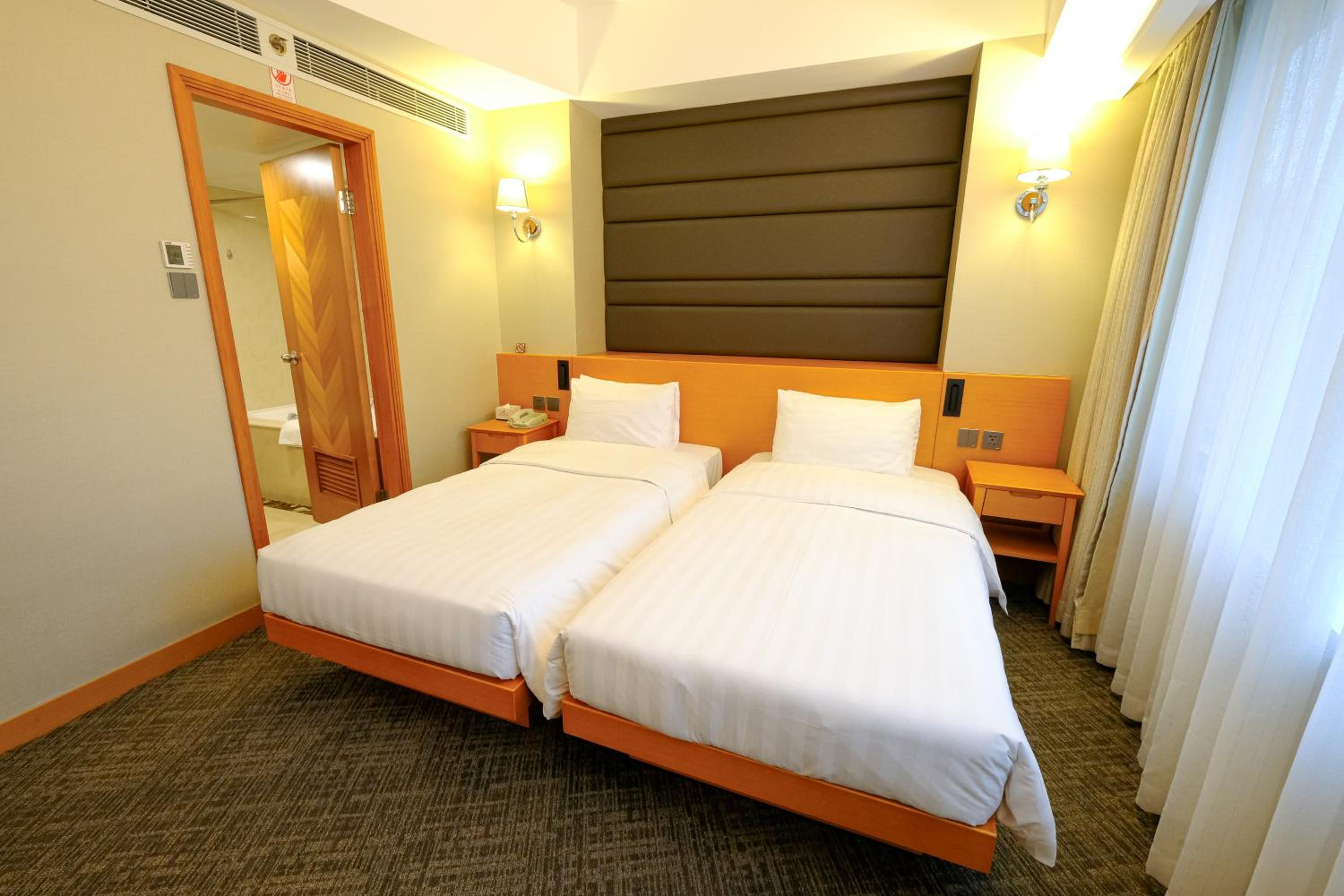 South Pacific Hotel