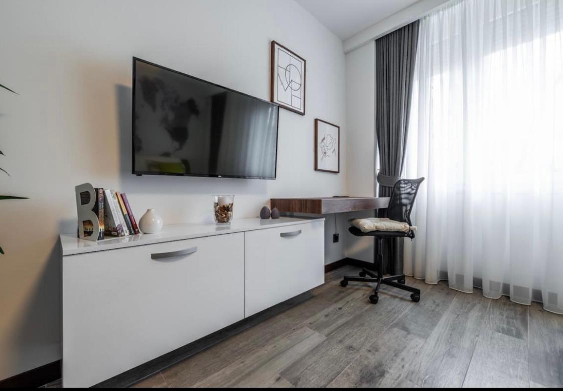 Delux appartman in the center of the New Belgrade view 4
