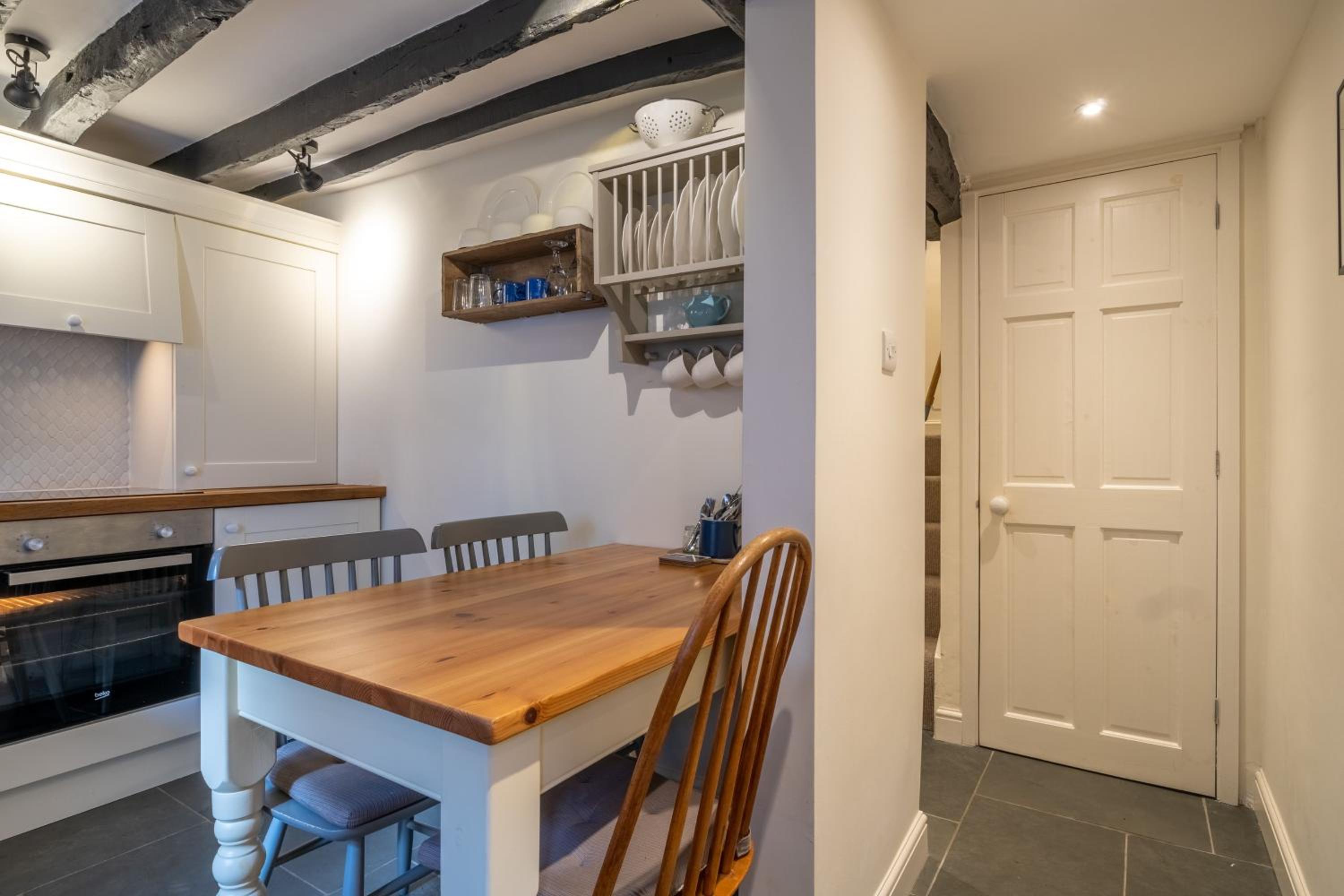 Low Nook Cottage - Gorgeous decor view 2