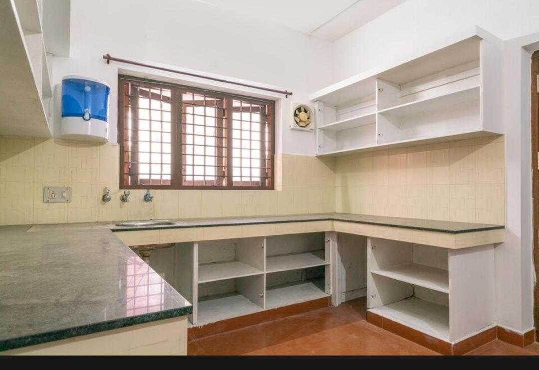 Tharayil Apartments