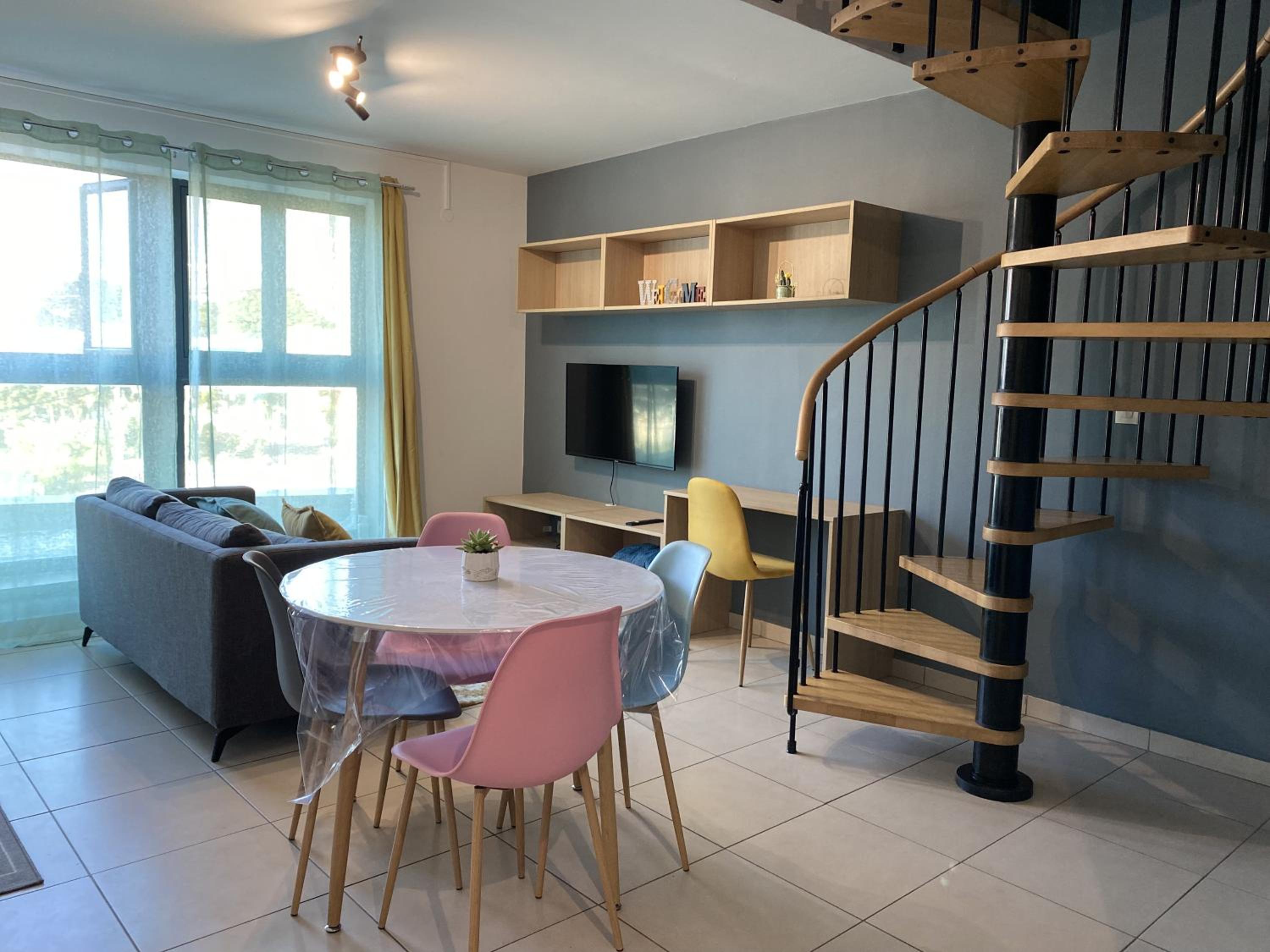 LOFT DIONYSIEN DE STANDING