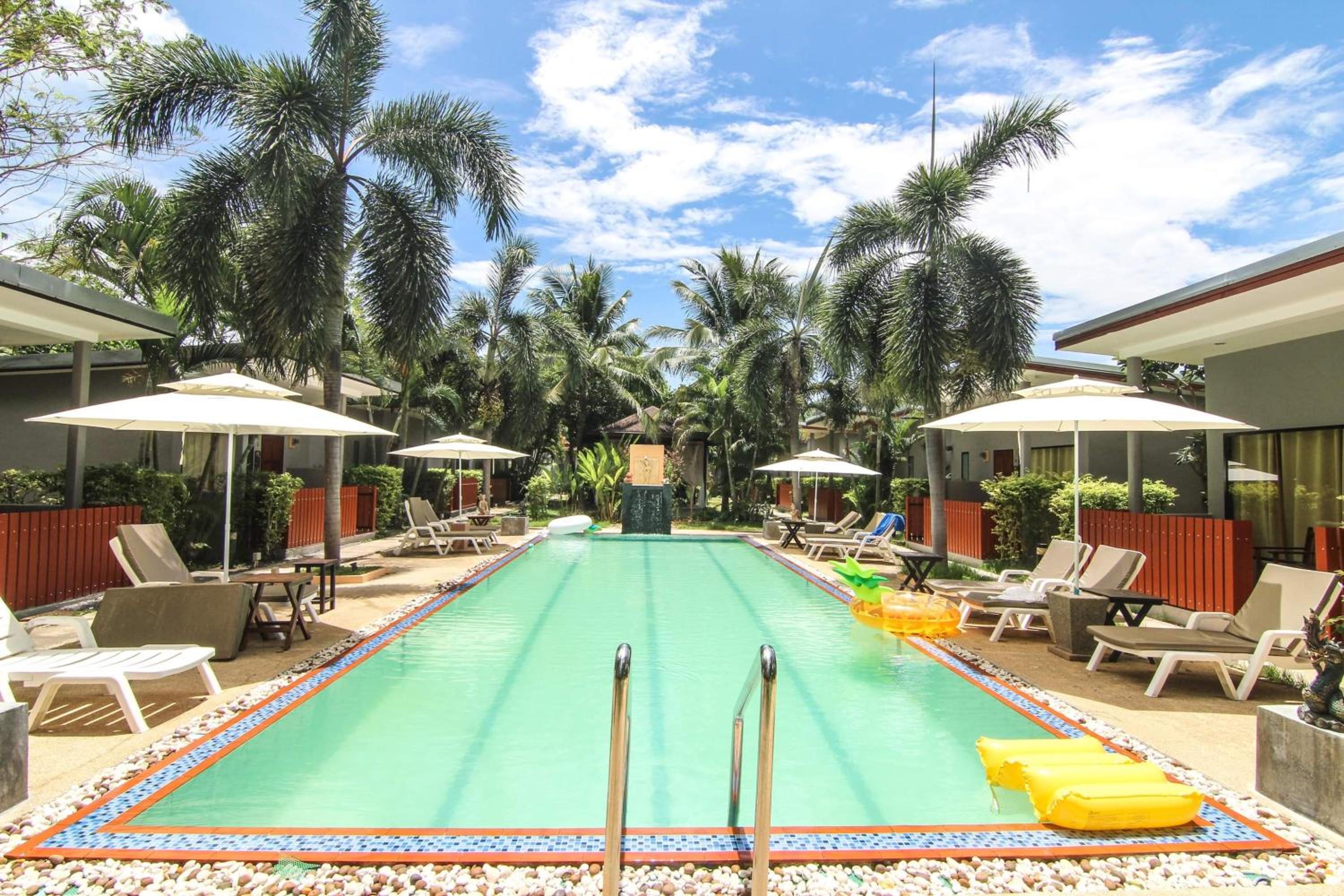 swimming pool