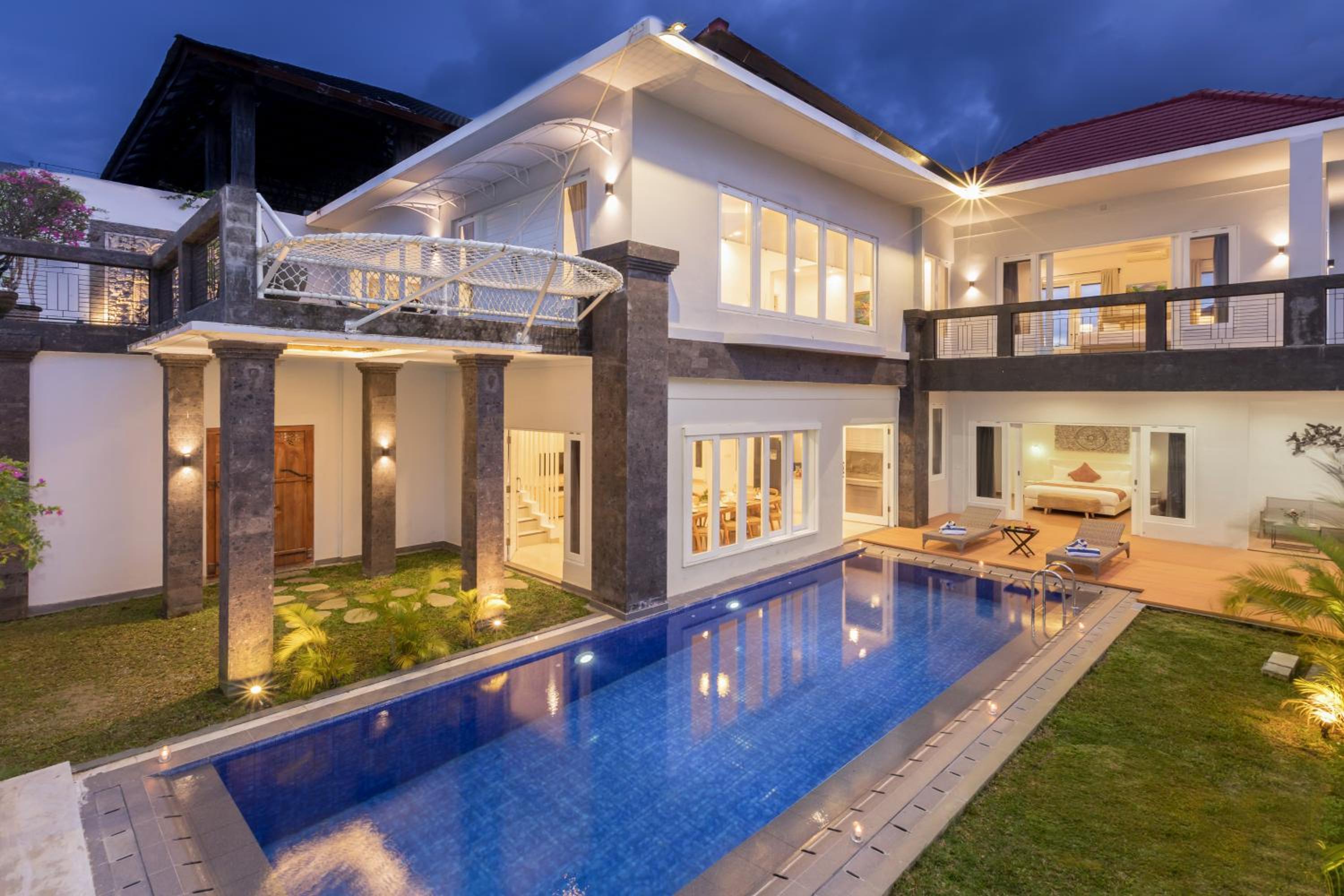 Villa Haka Jimbaran by Nagisa Bali view 2