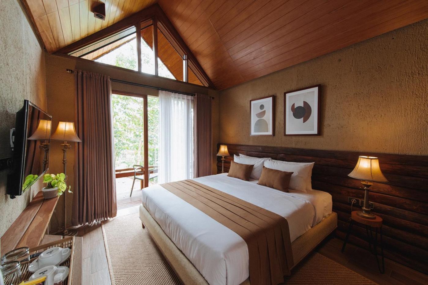 Photo 34