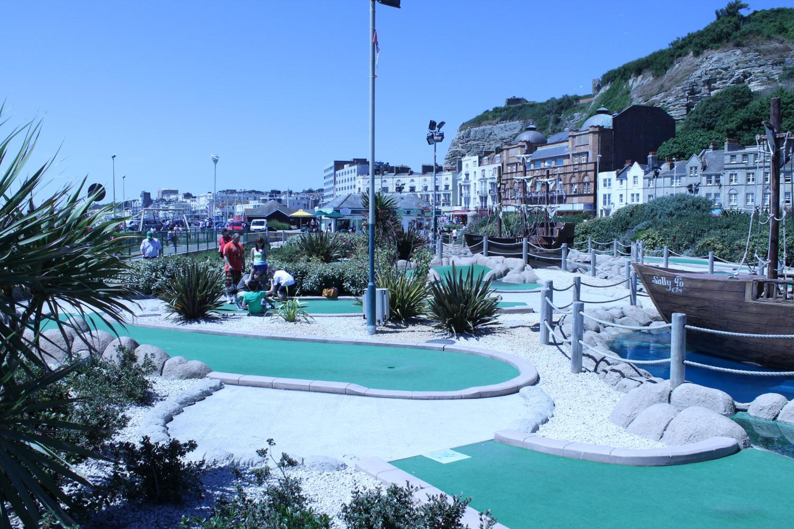 Stunning 2 bed with Sea View in Hastings Old Town view 4