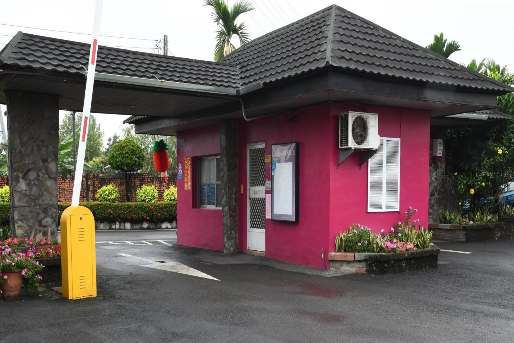 Photo 16