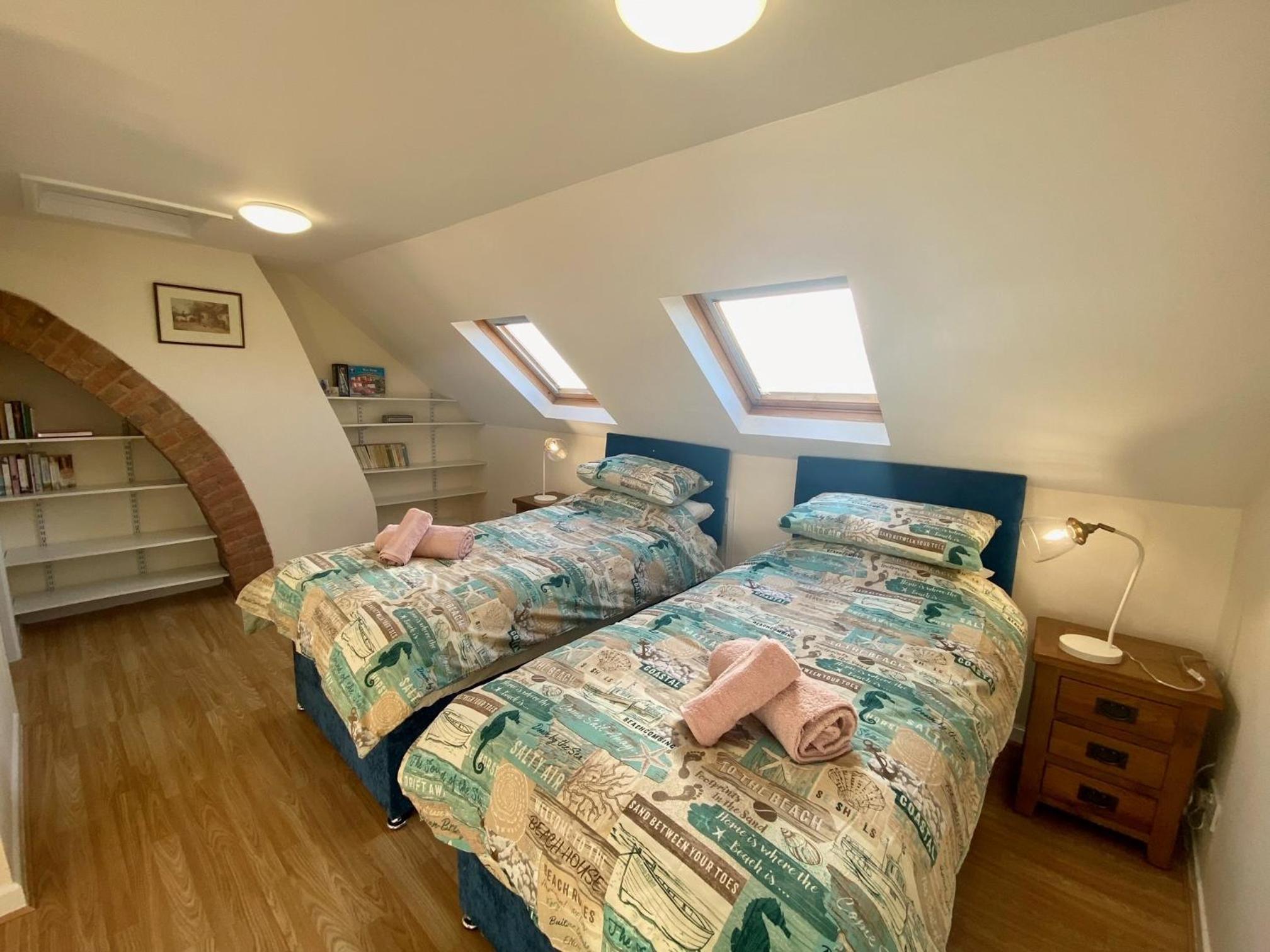 Buttercup Cottage view 4