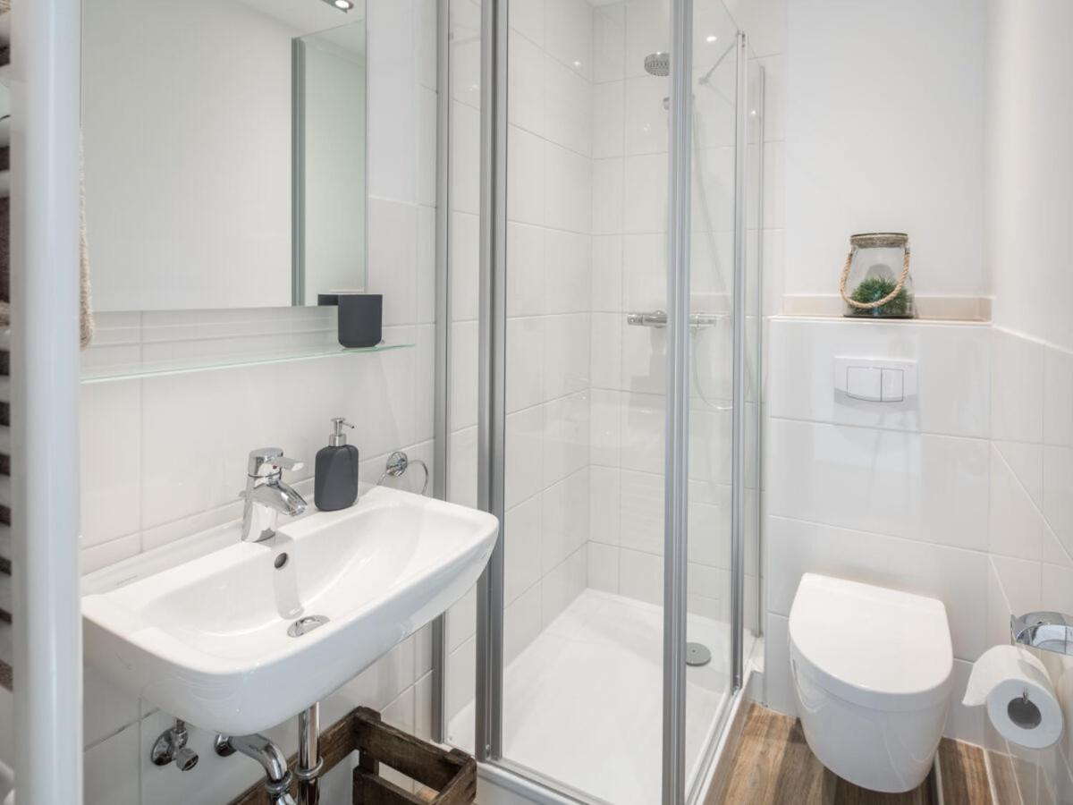 Dujardin 5 en Norderney — bathroom