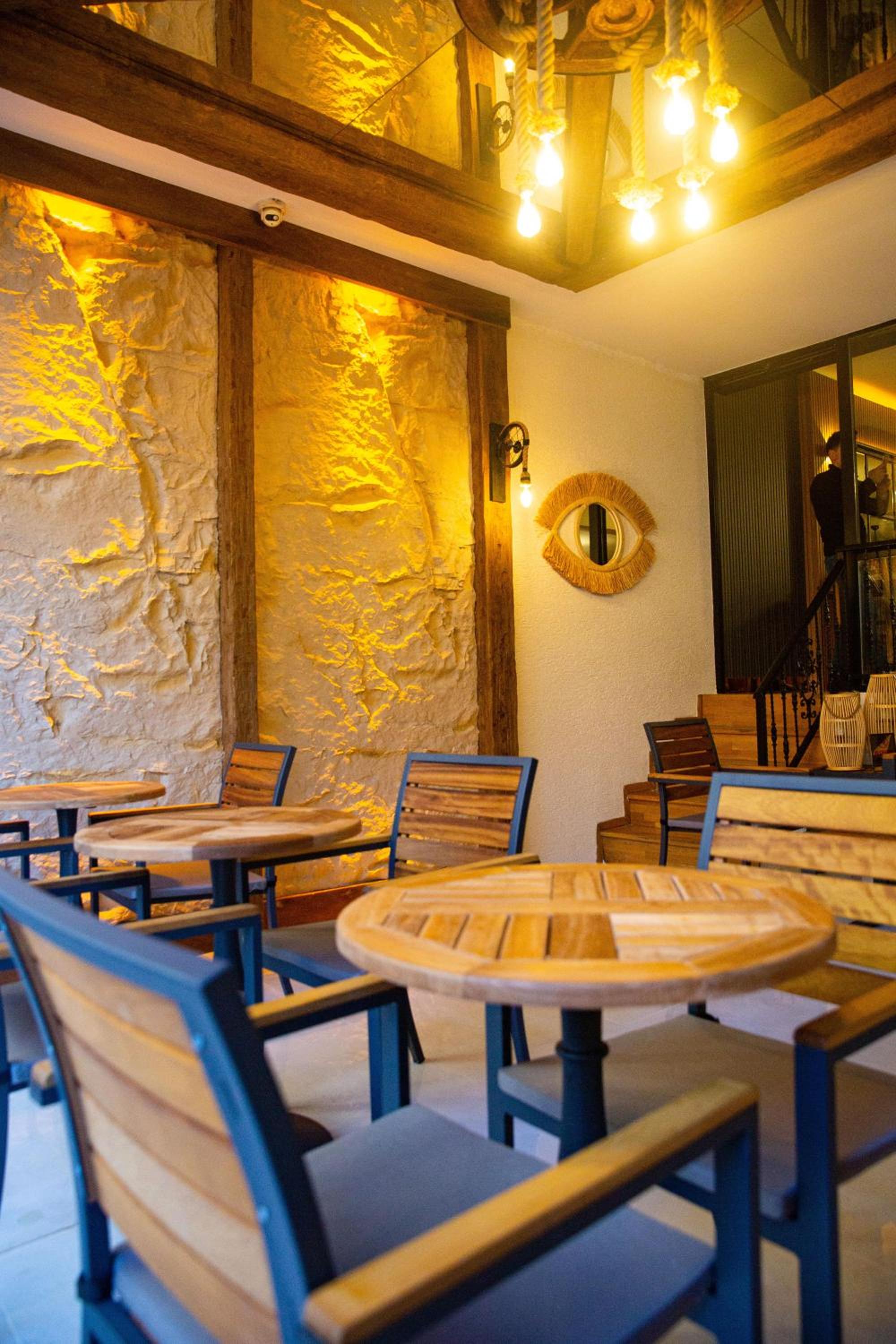 Emirtimes Otel Kadıköy - Image 11