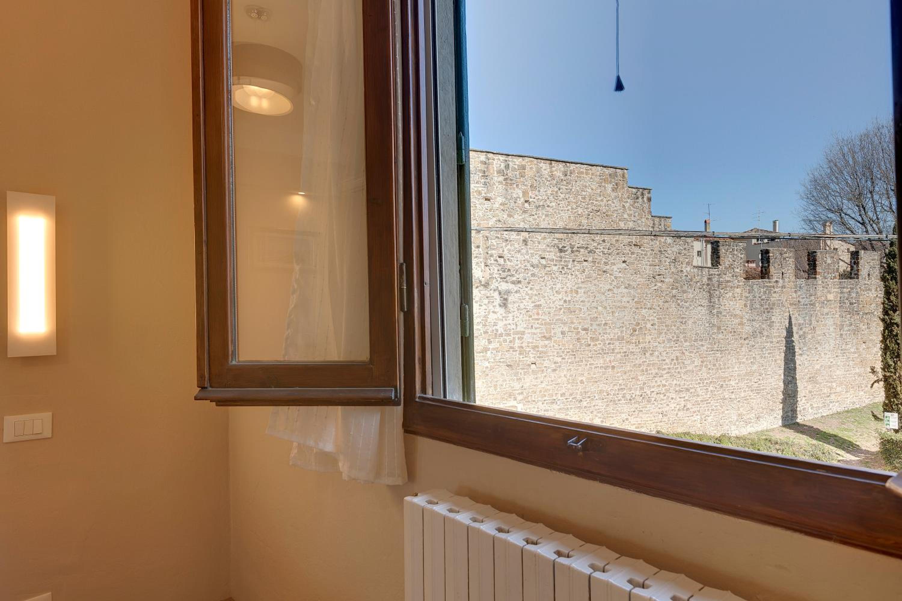 Woodie Apartment by Mamo Florence