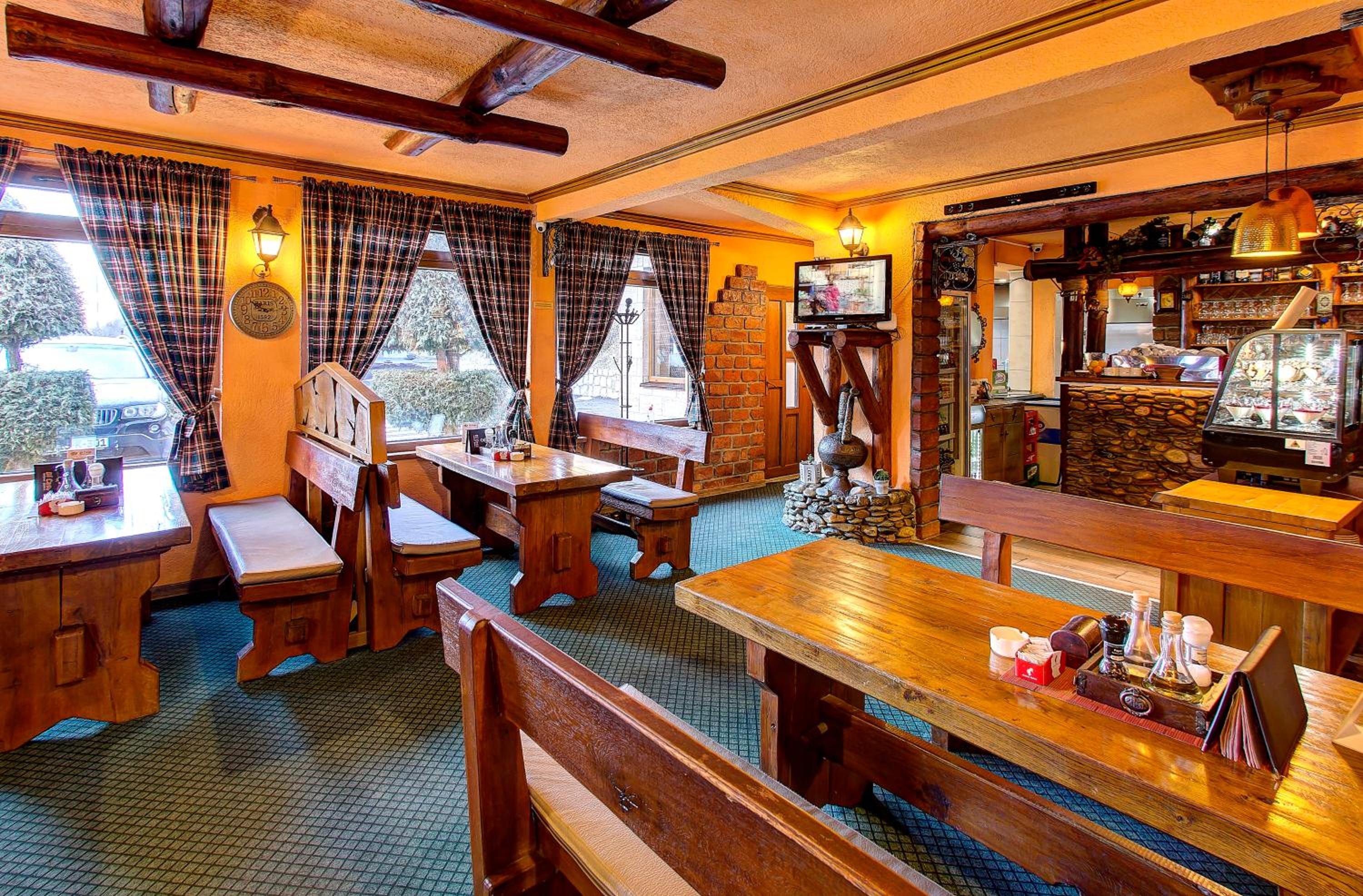 restaurant