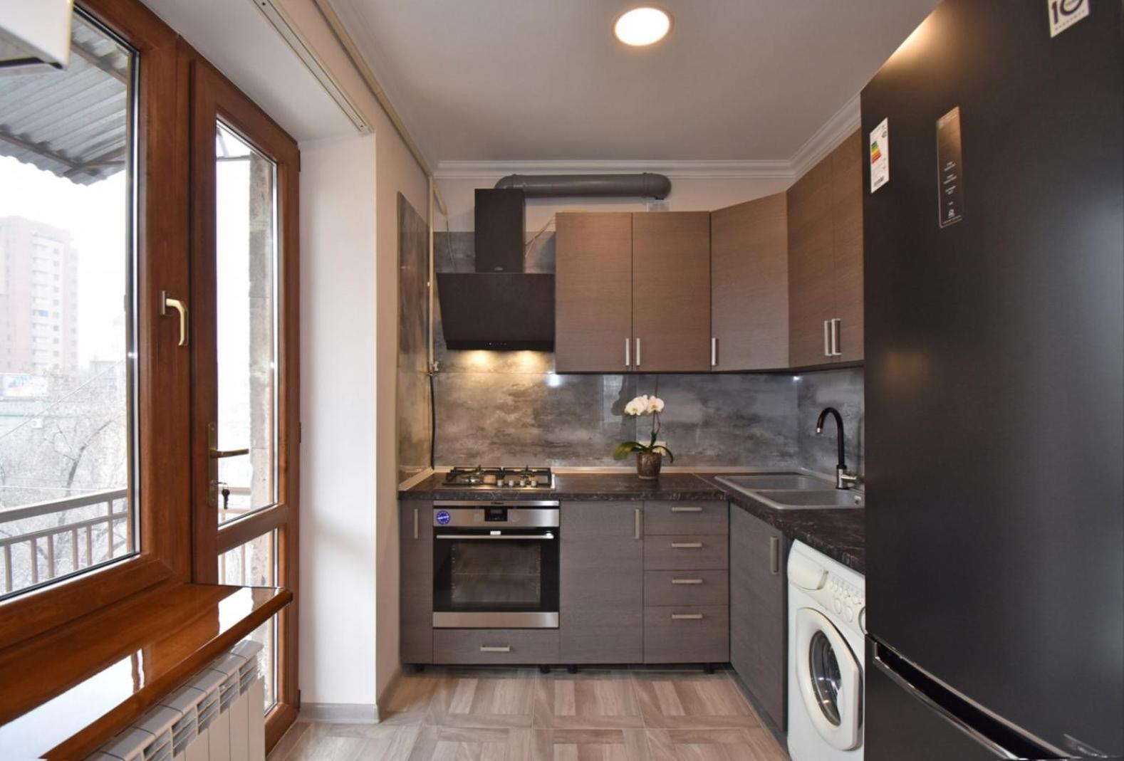 2 bedroom apartment, quiet and spacious