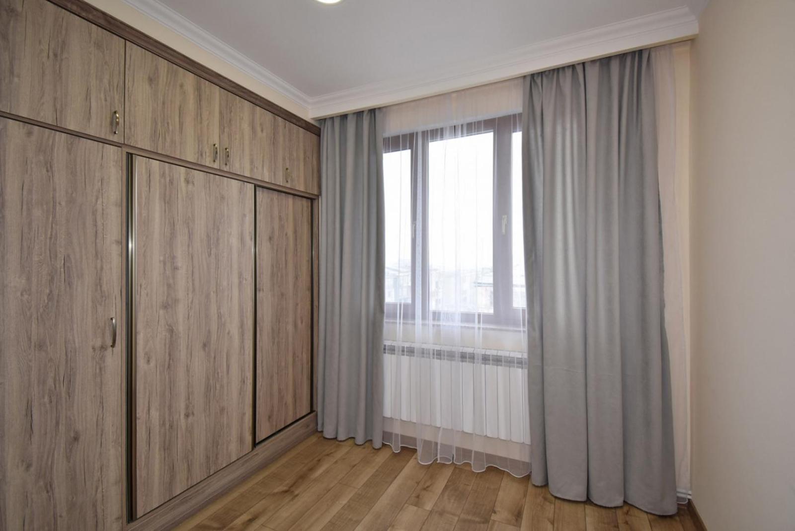 2 bedroom apartment, quiet and spacious