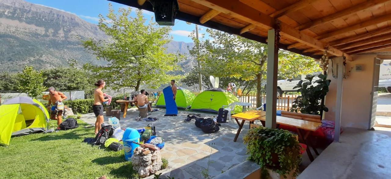 Bujtina Peshtan Guesthouse&Camping