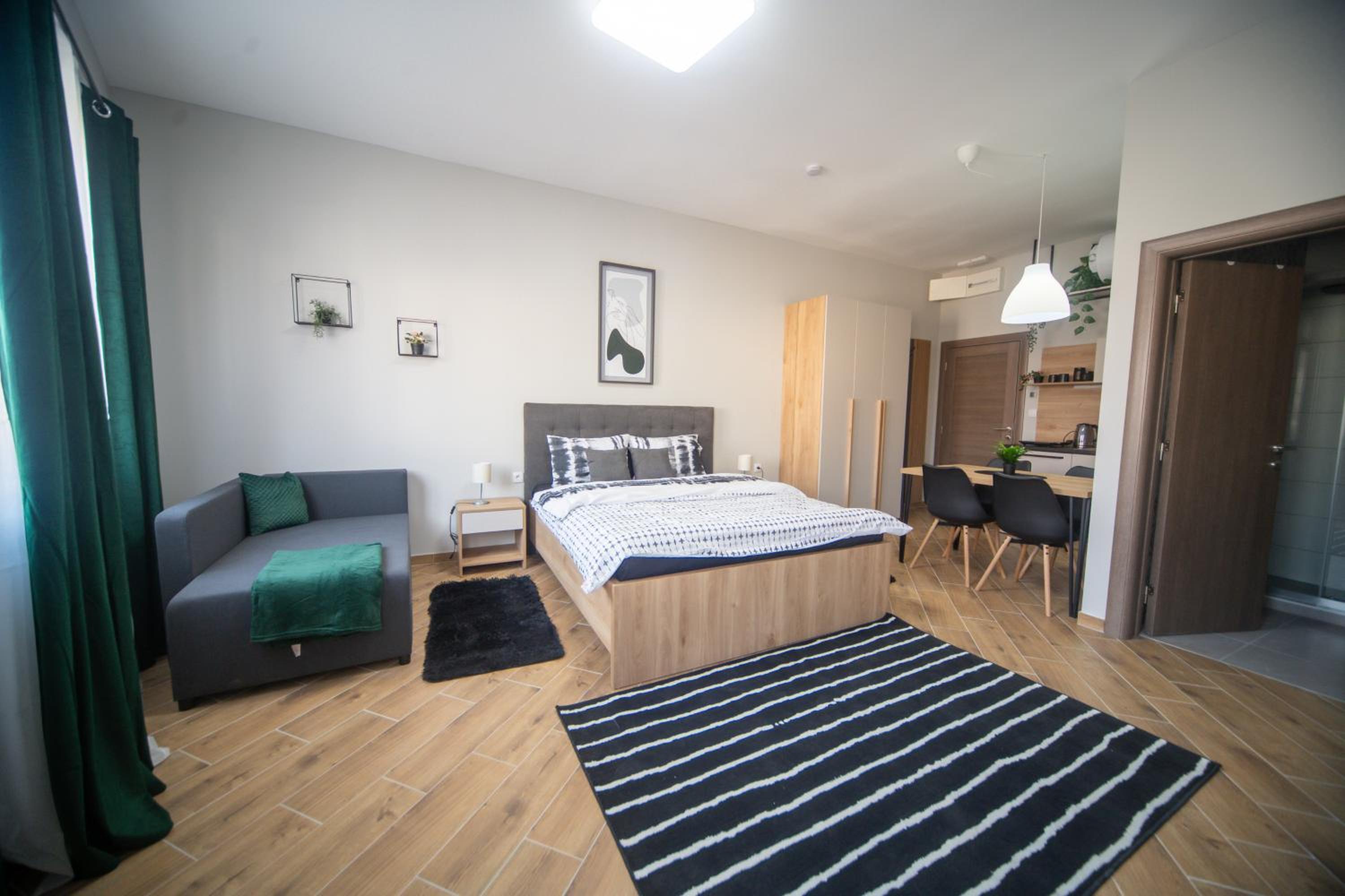 Manoir Apartments City Center