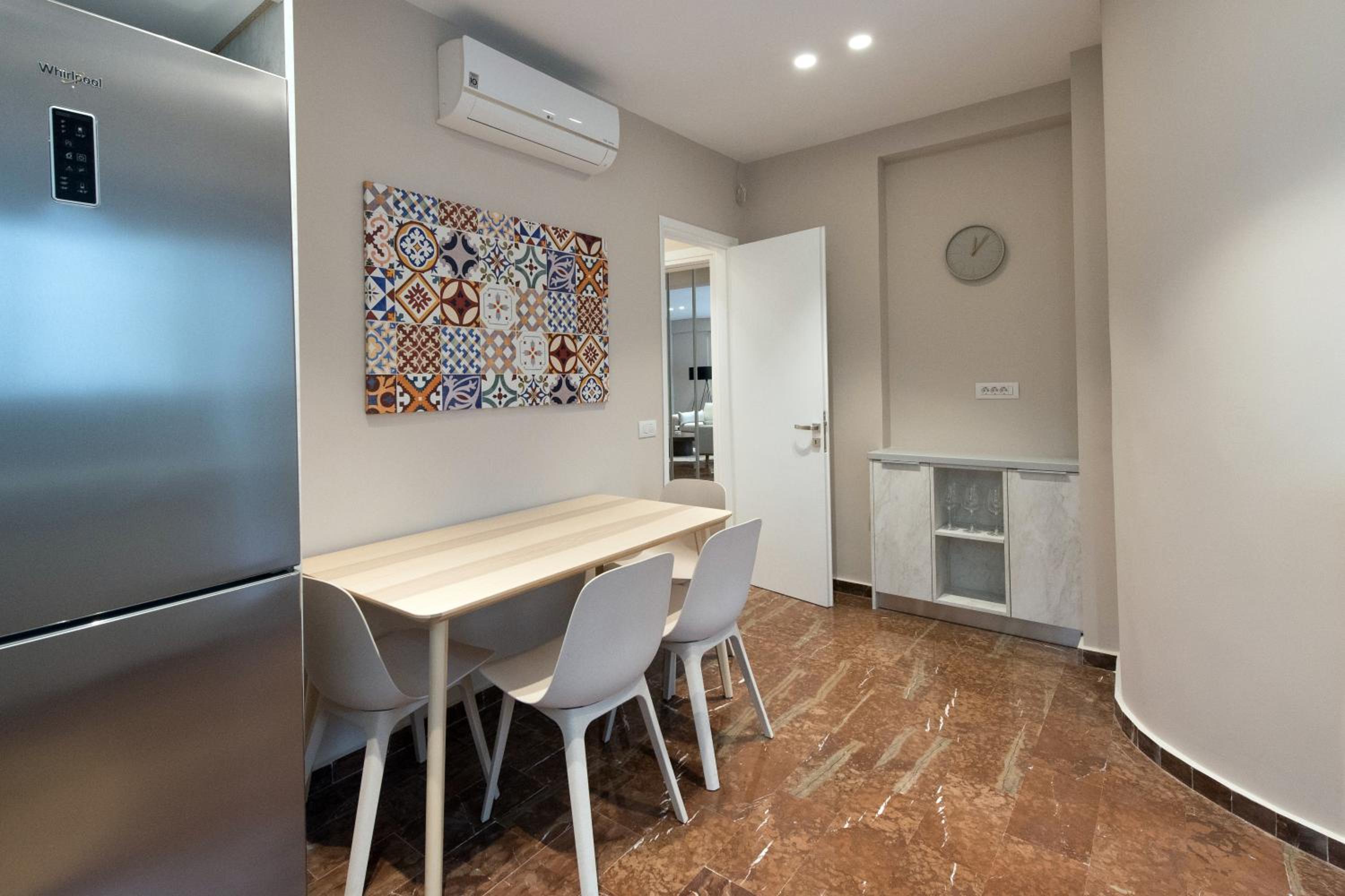 Athenais Luxury Apartment