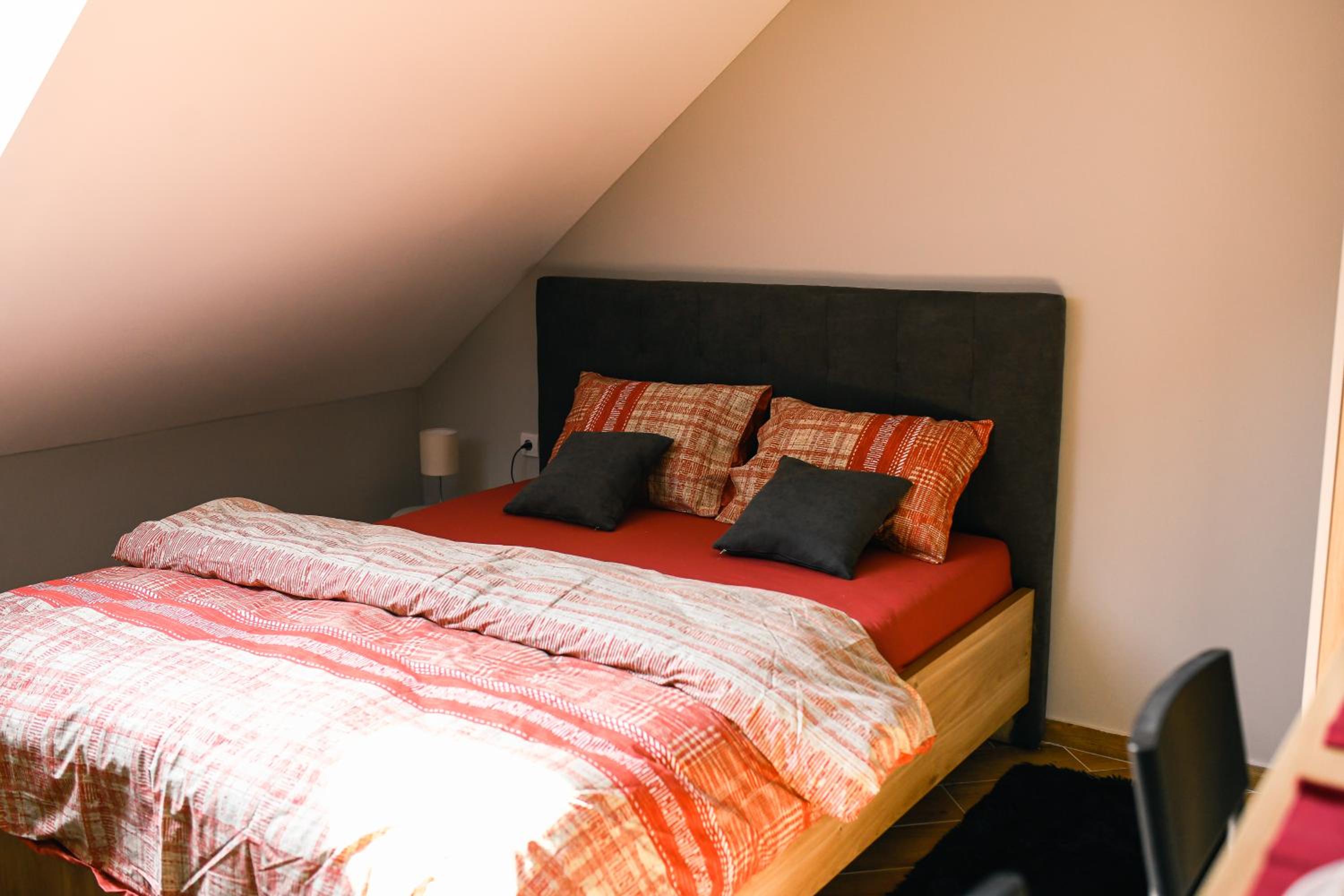 Manoir Apartments City Center