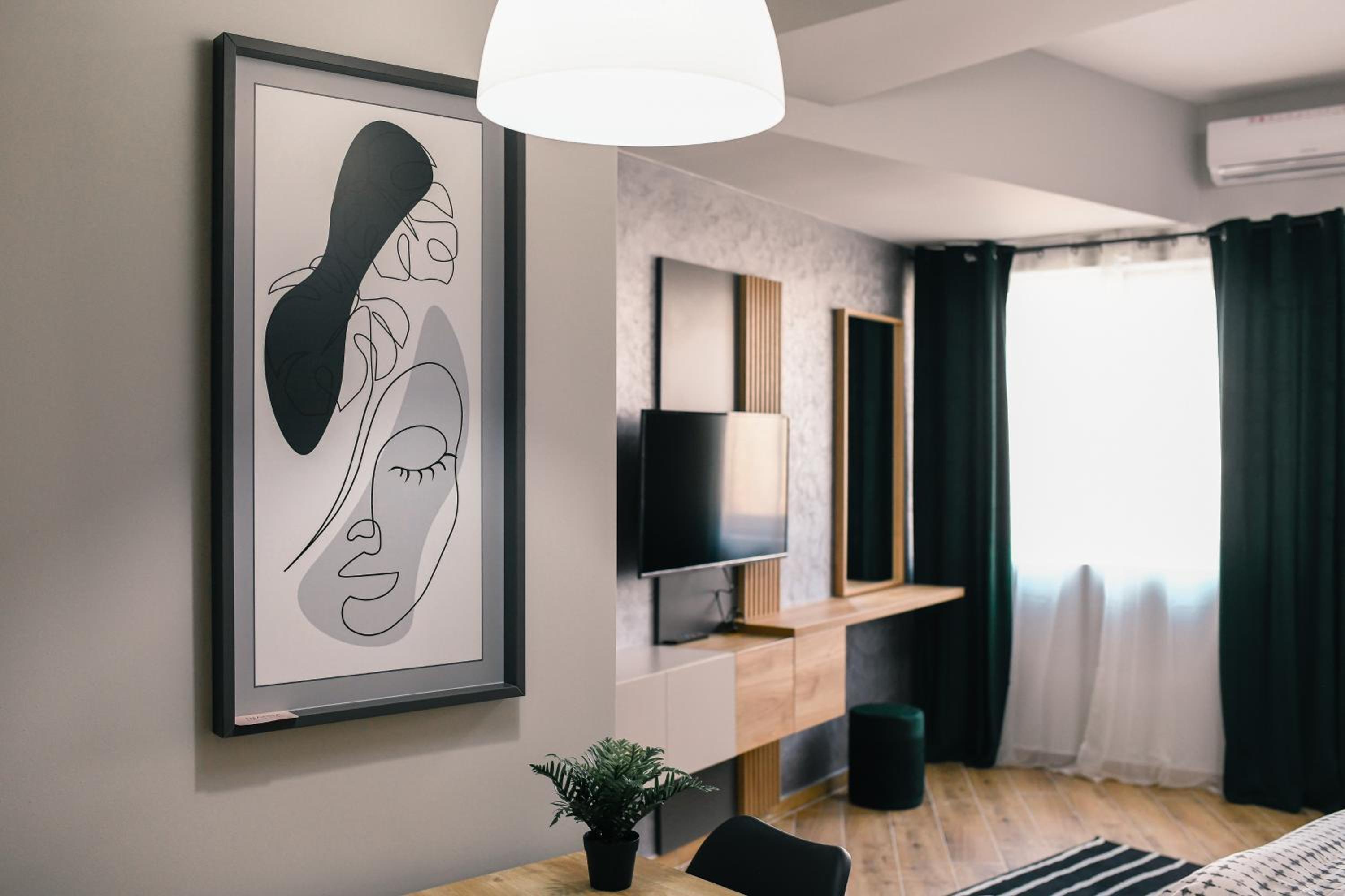 Manoir Apartments City Center