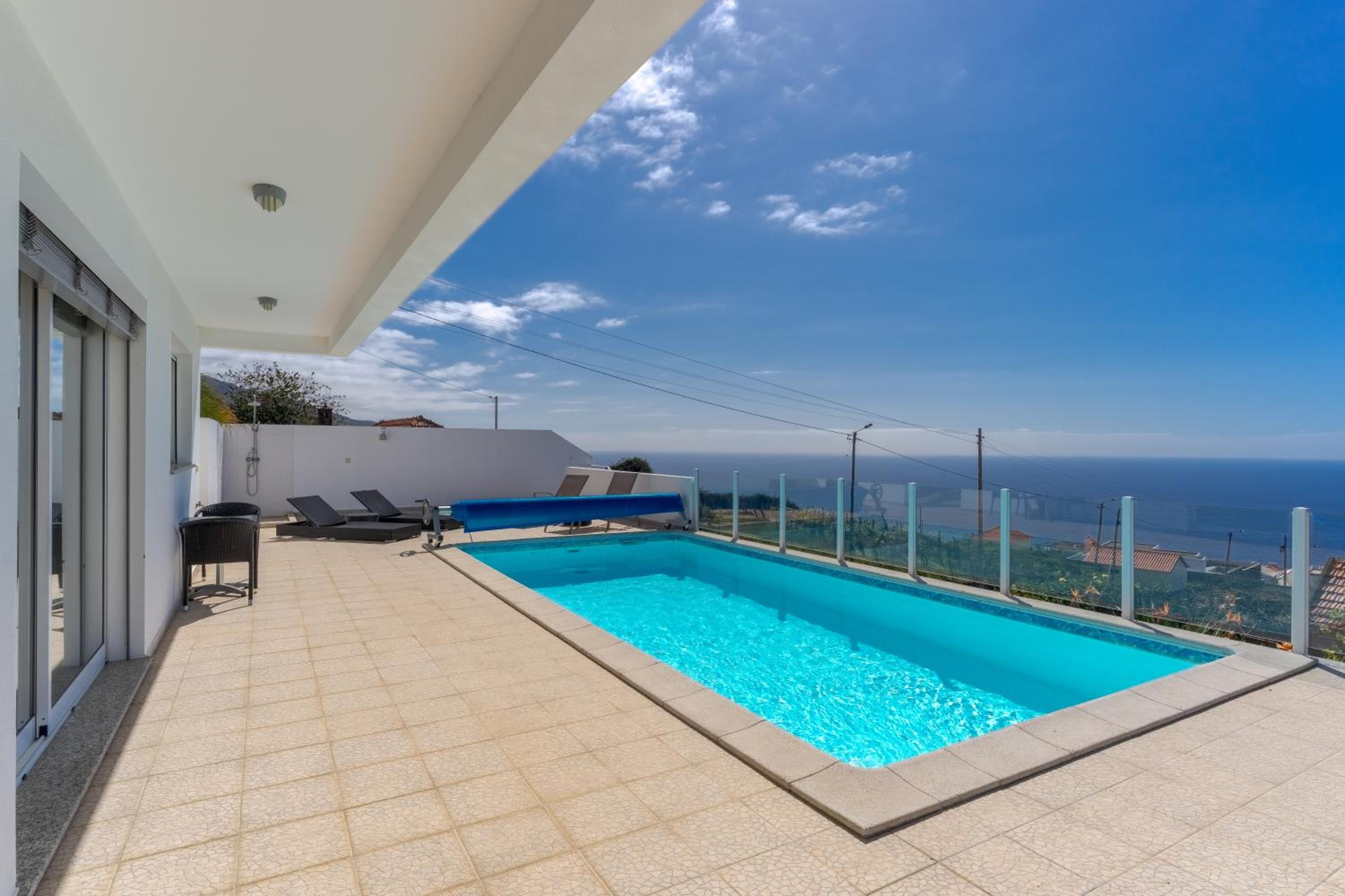 Villa Eldomar Heated Pool