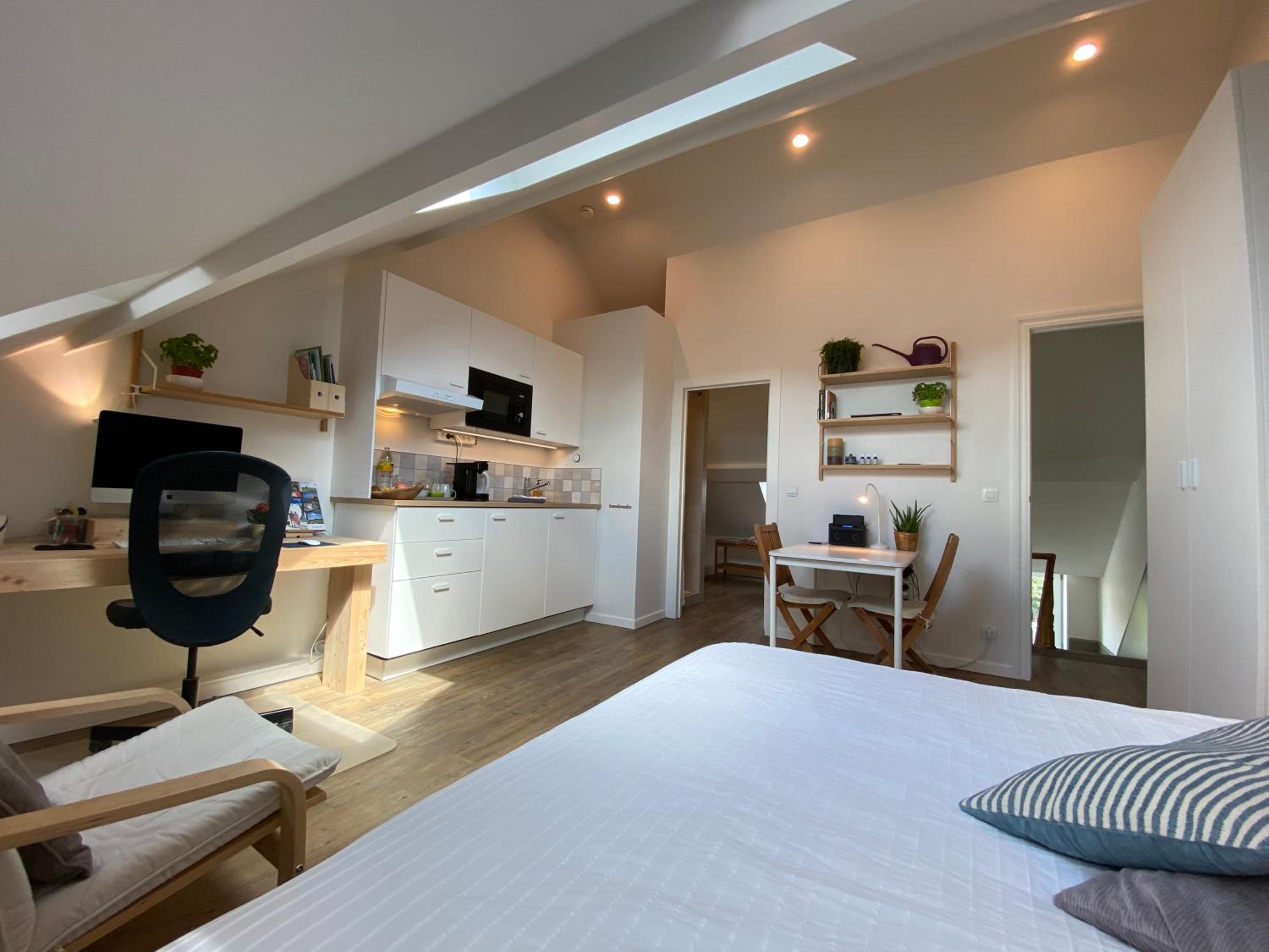 LOGIES-M Comfort Studios Inc Bikes B&B view 2