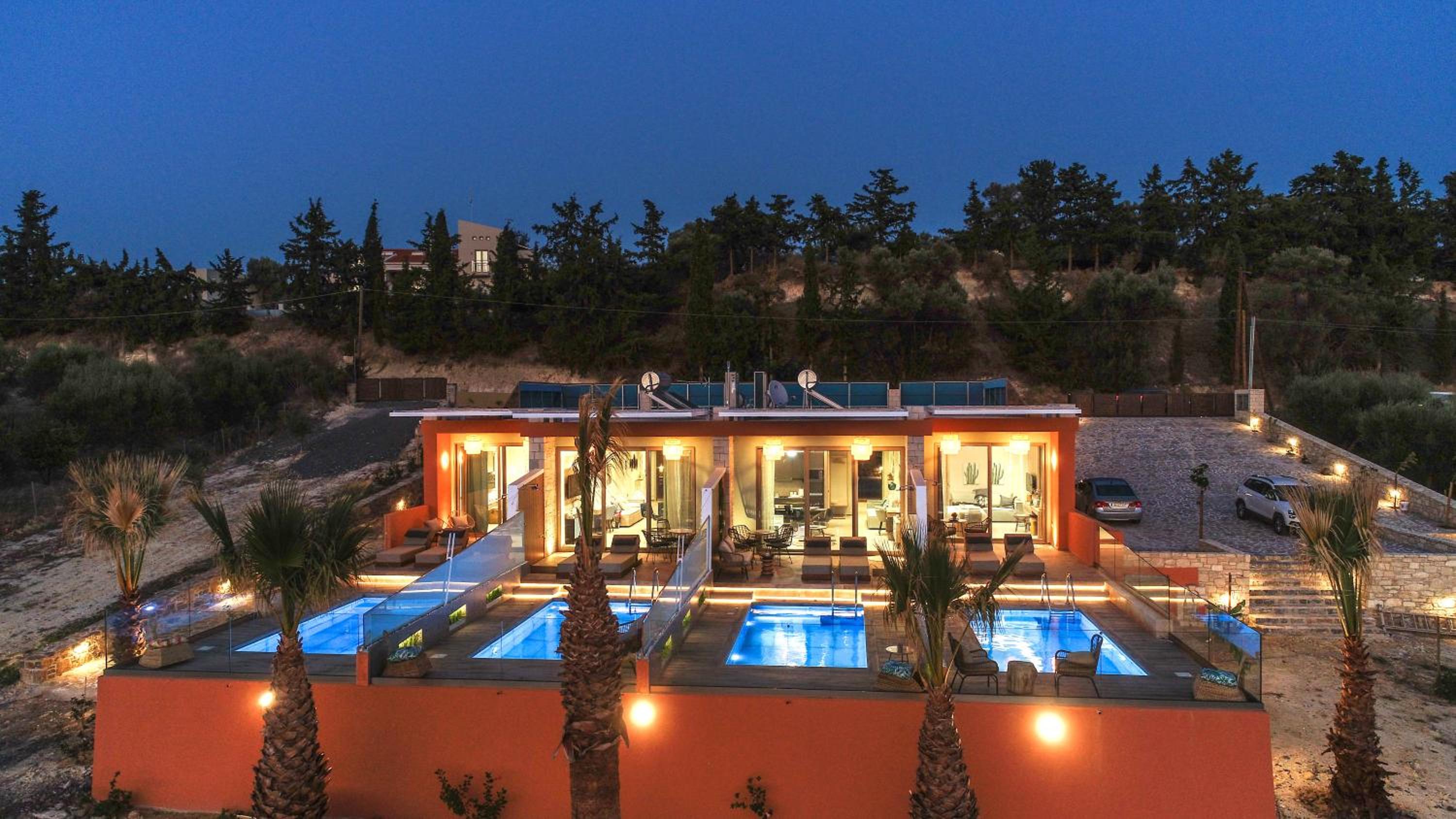 Hotel Oleas Suites - Image 1