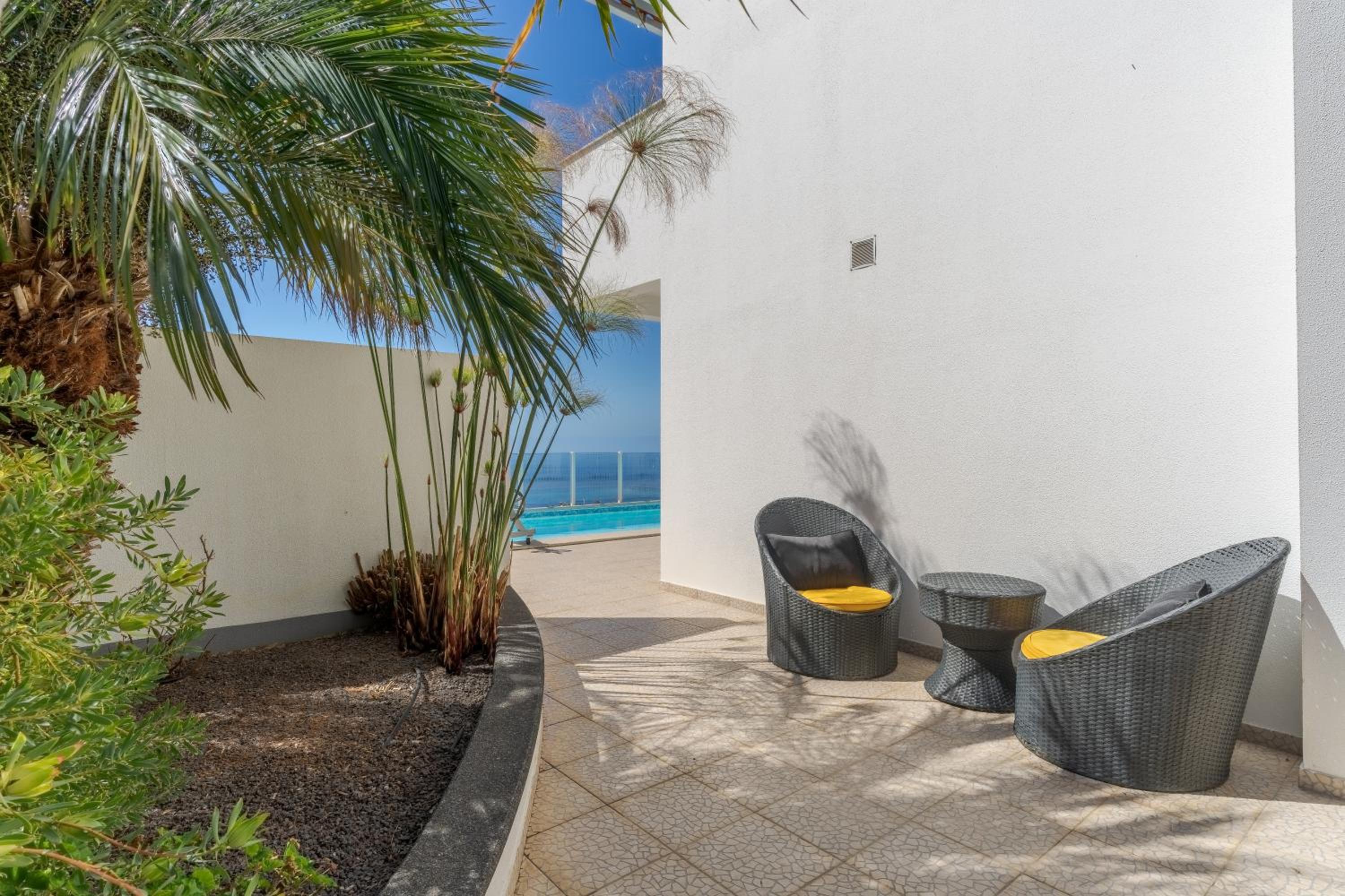 Villa Eldomar Heated Pool